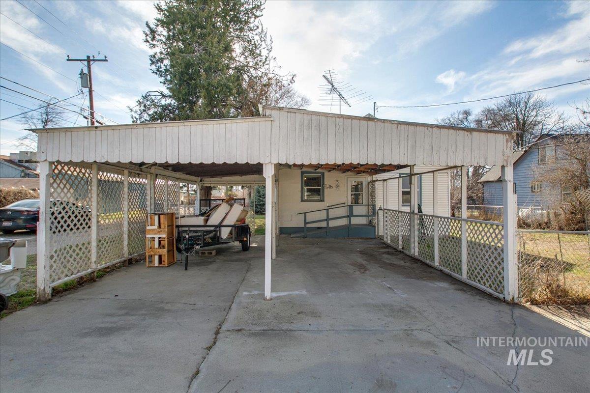 512 7th Street S Property Photo 29