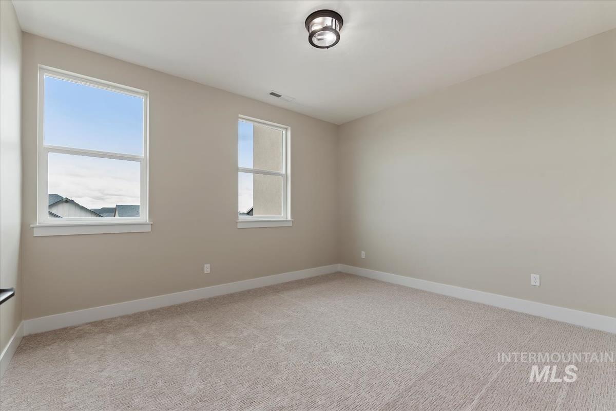 99 S Ziklag Ave Property Photo 28