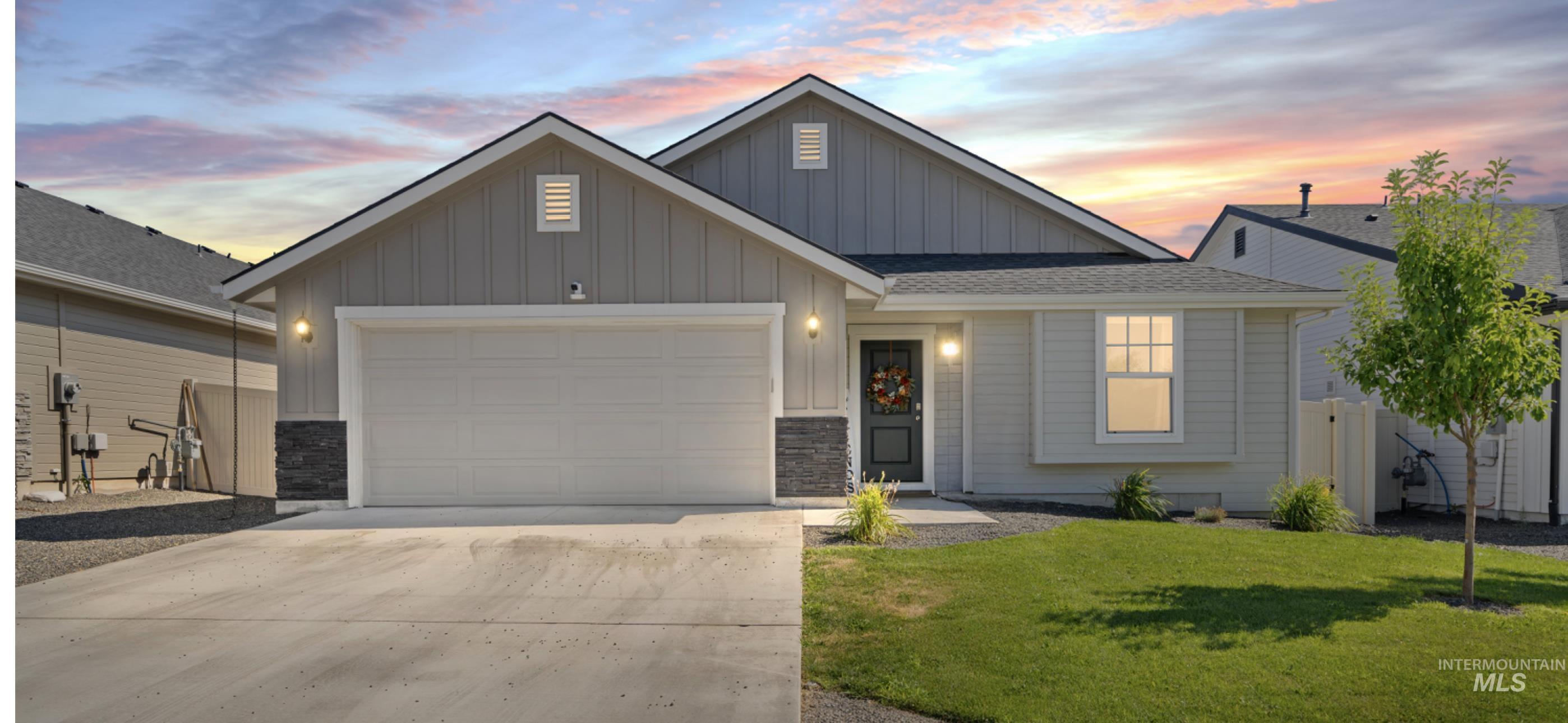 12443 Varga St. Property Photo 2