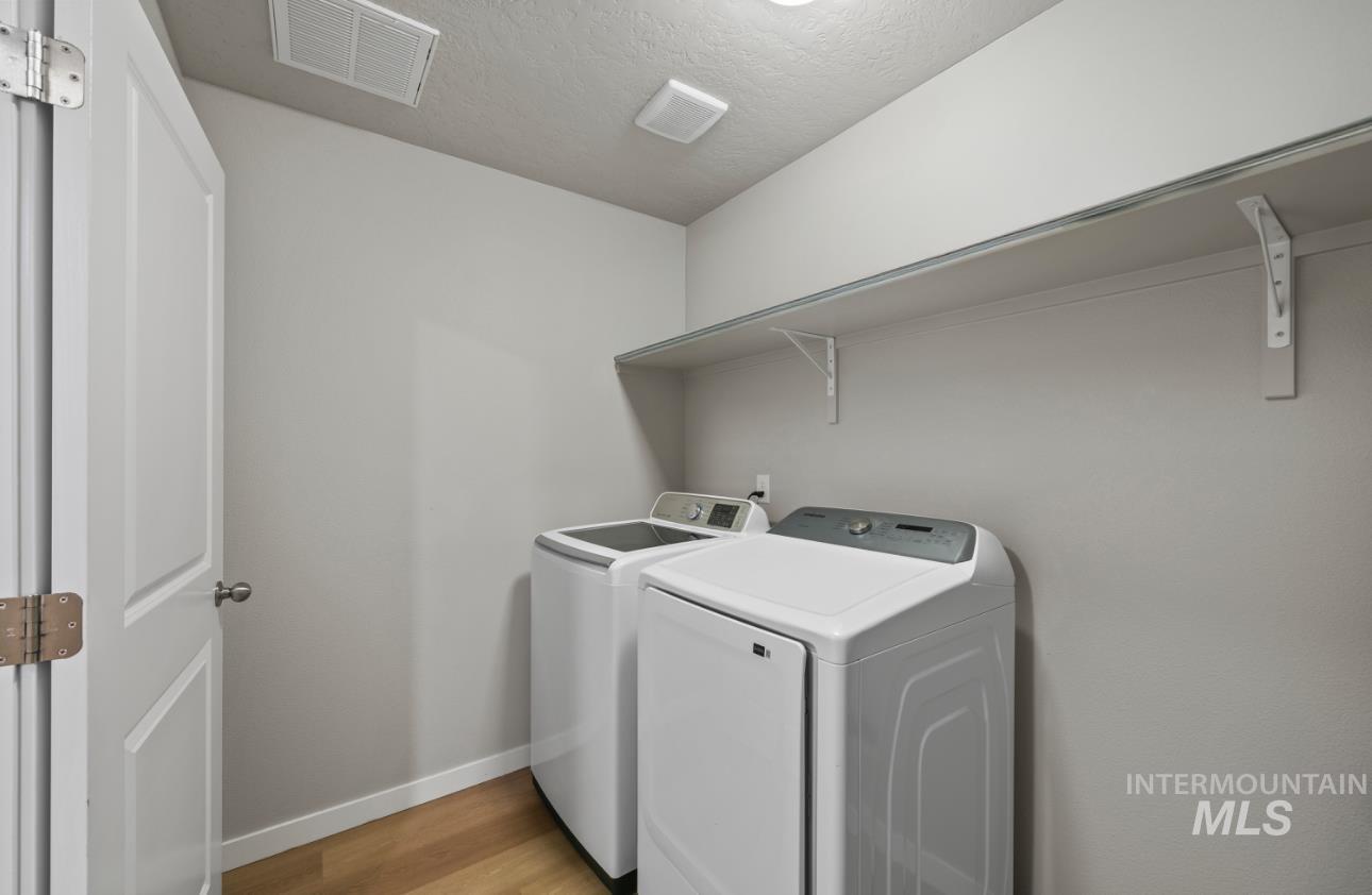 12443 Varga St. Property Photo 24