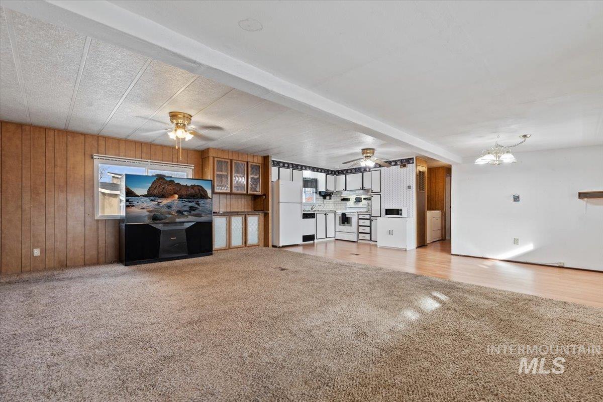 157 S Sunlight Avenue Property Photo 12