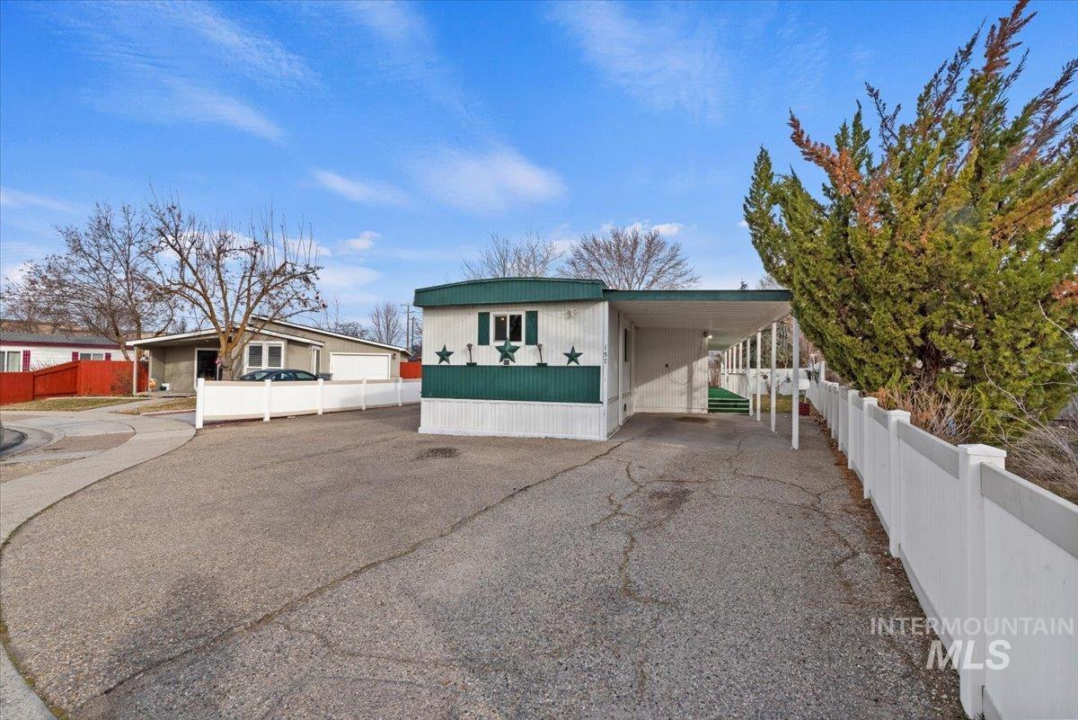 157 S Sunlight Avenue Property Photo 33