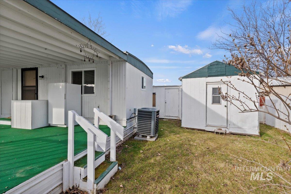 157 S Sunlight Avenue Property Photo 38