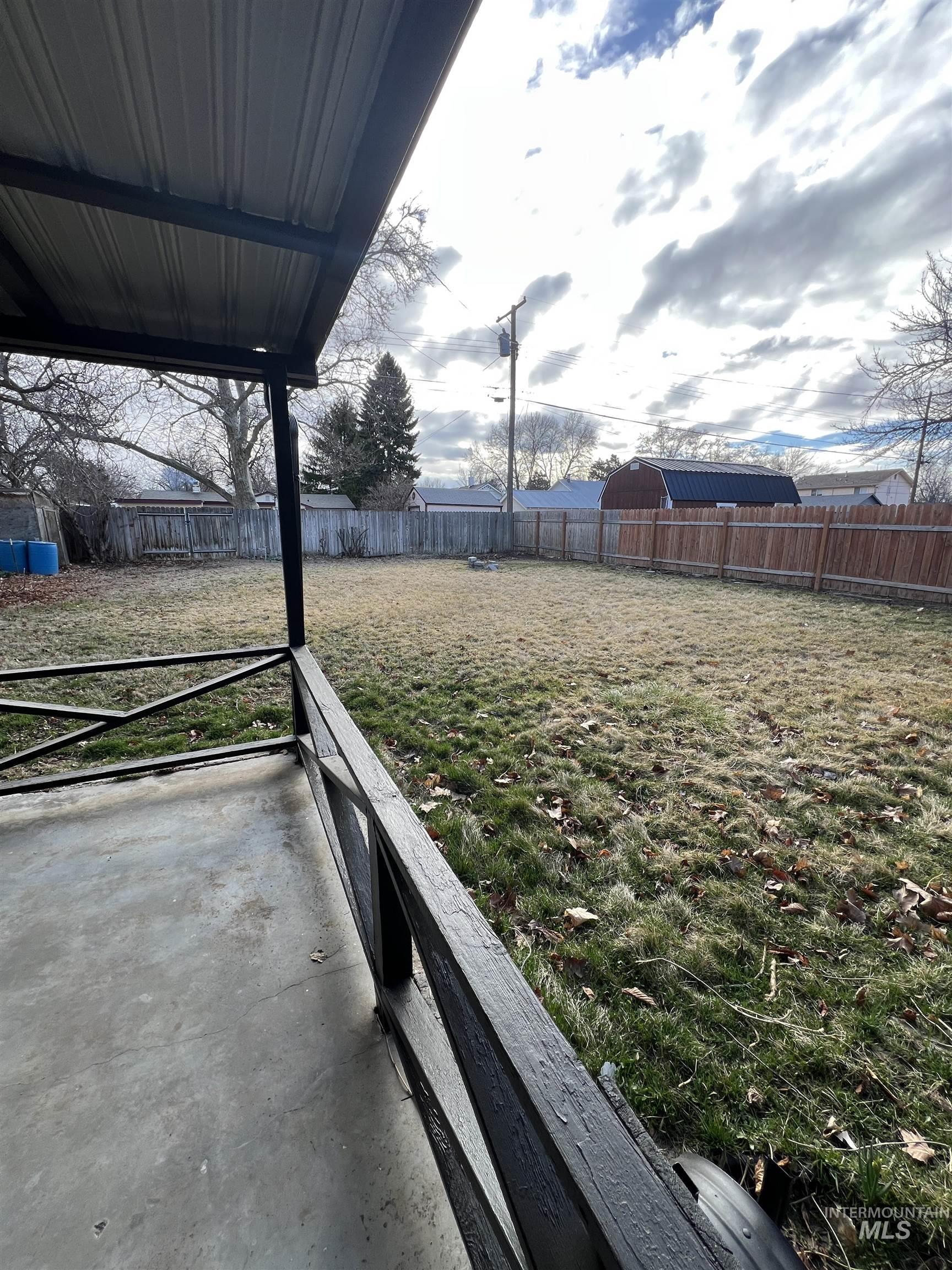 2311 Colorado Ave. Property Photo 19