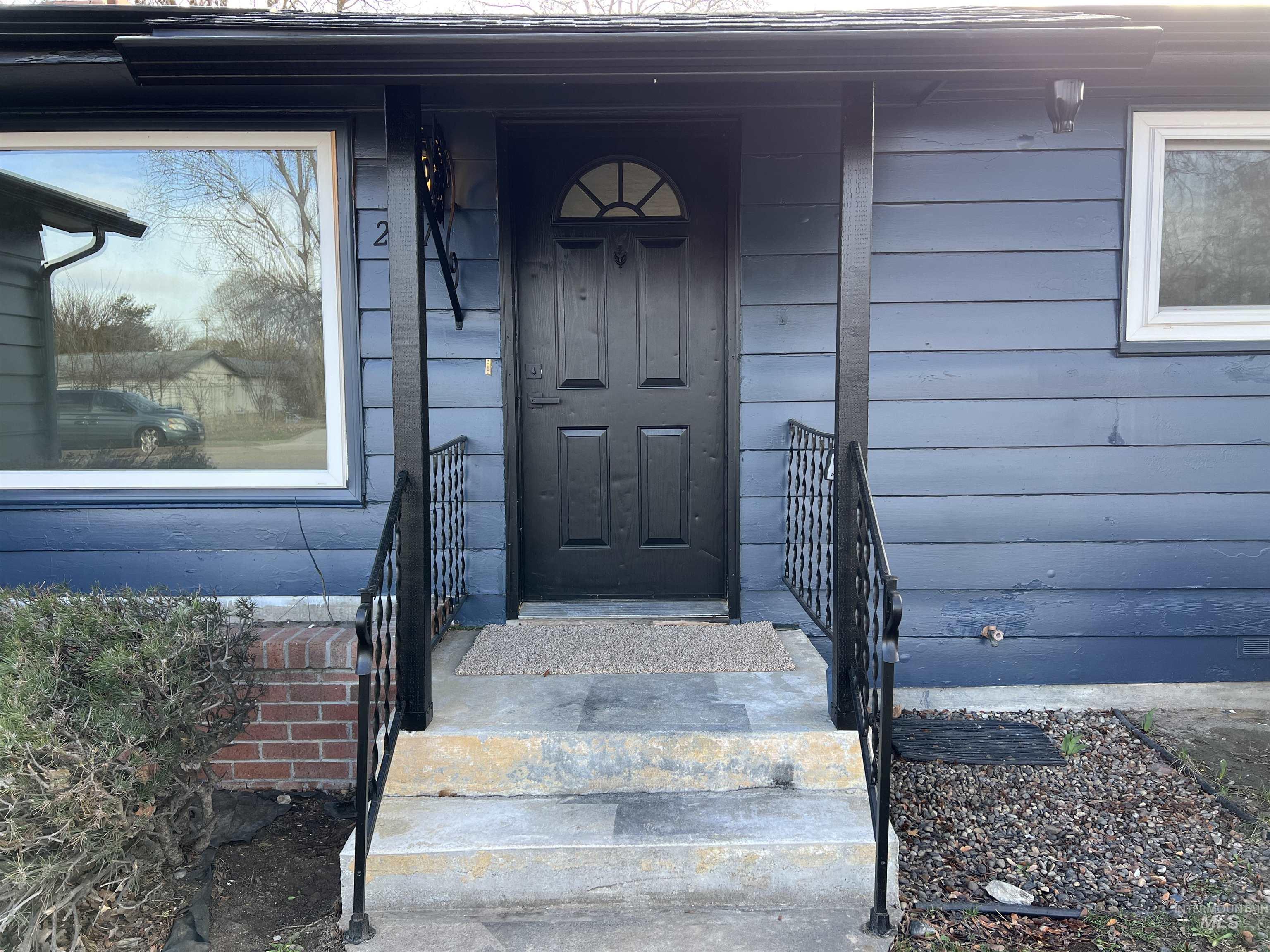 2311 Colorado Ave. Property Photo 24