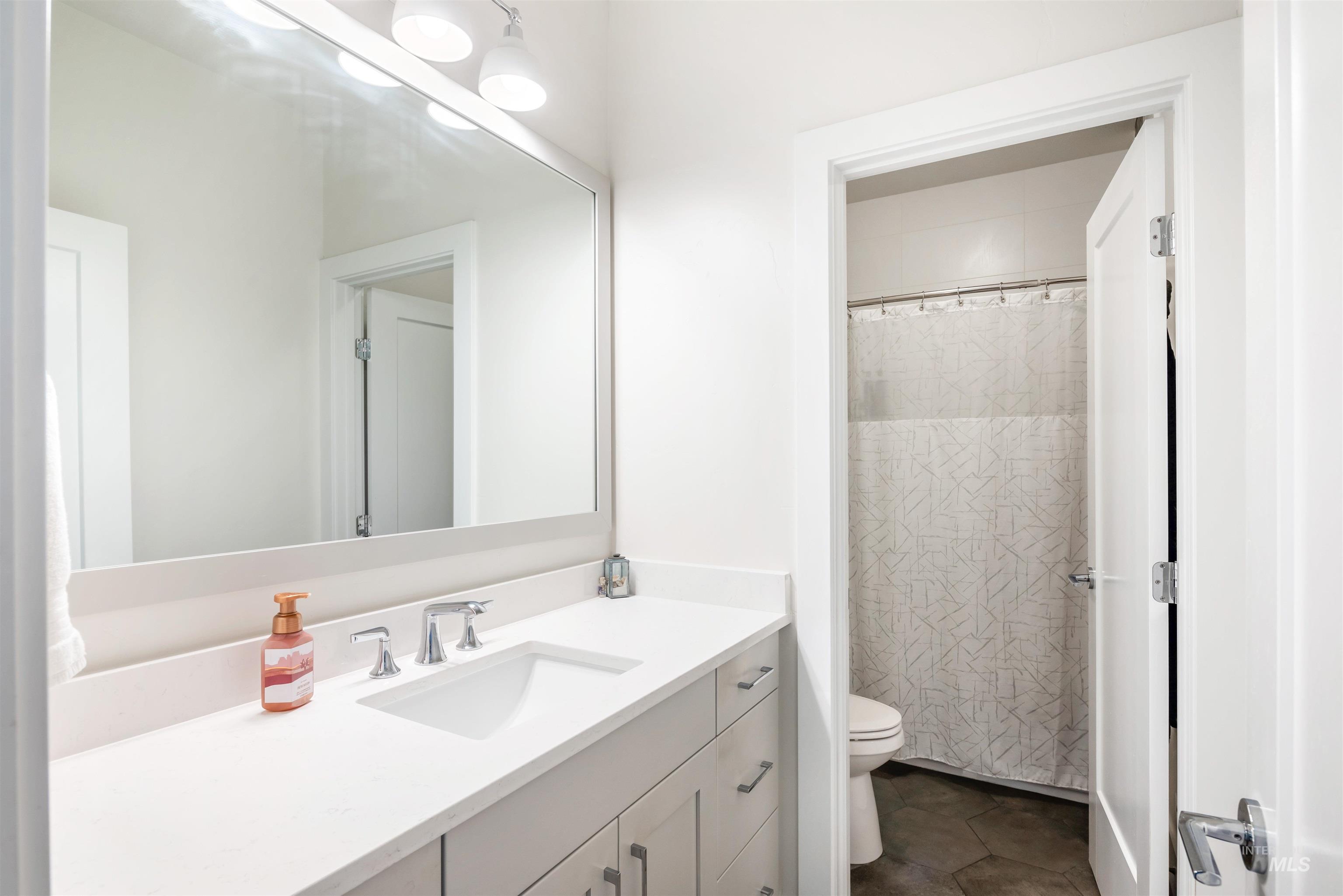 3855 S Cannon Way Property Photo 32