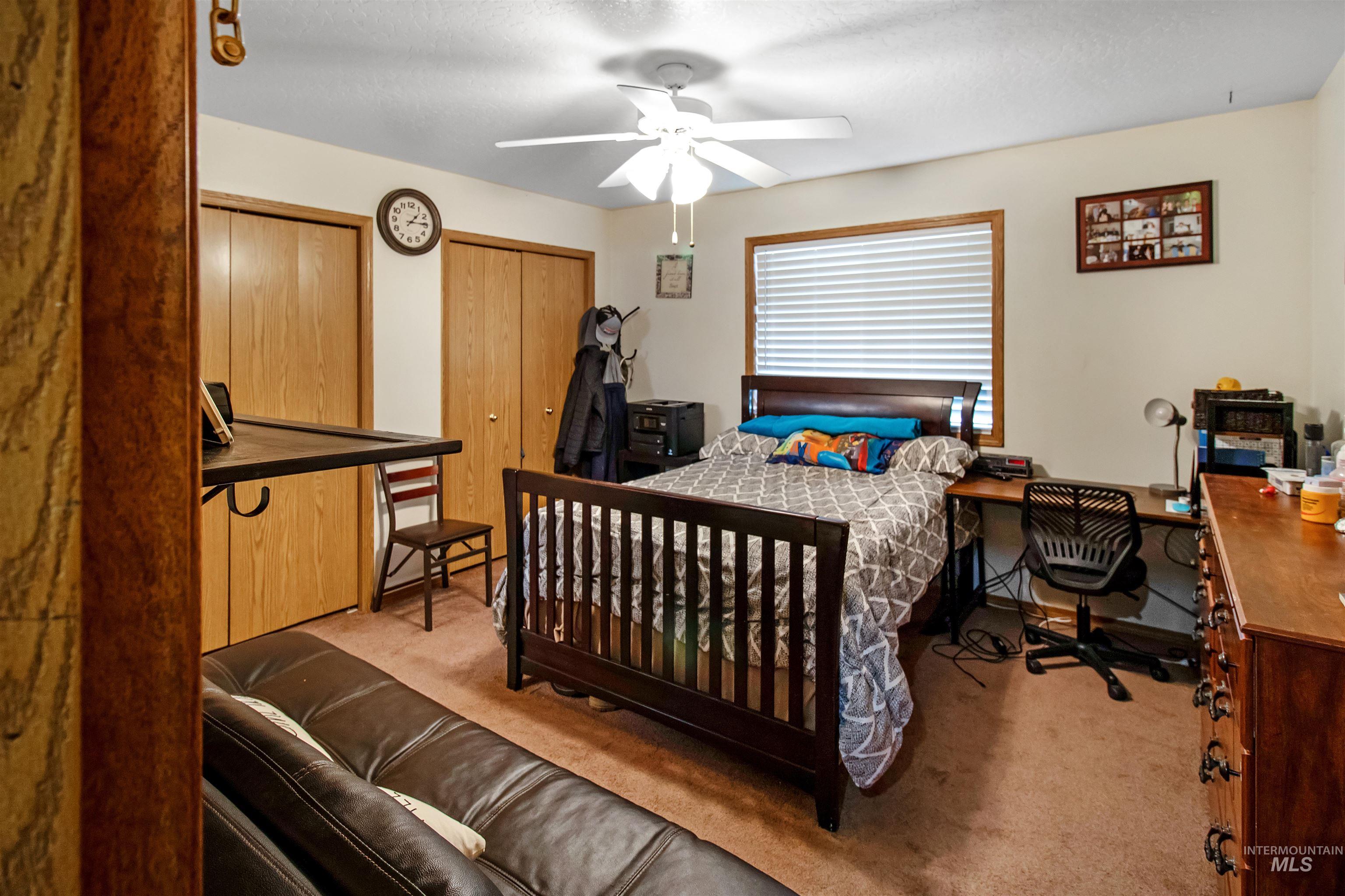 1071 Valley Ct Property Photo 10