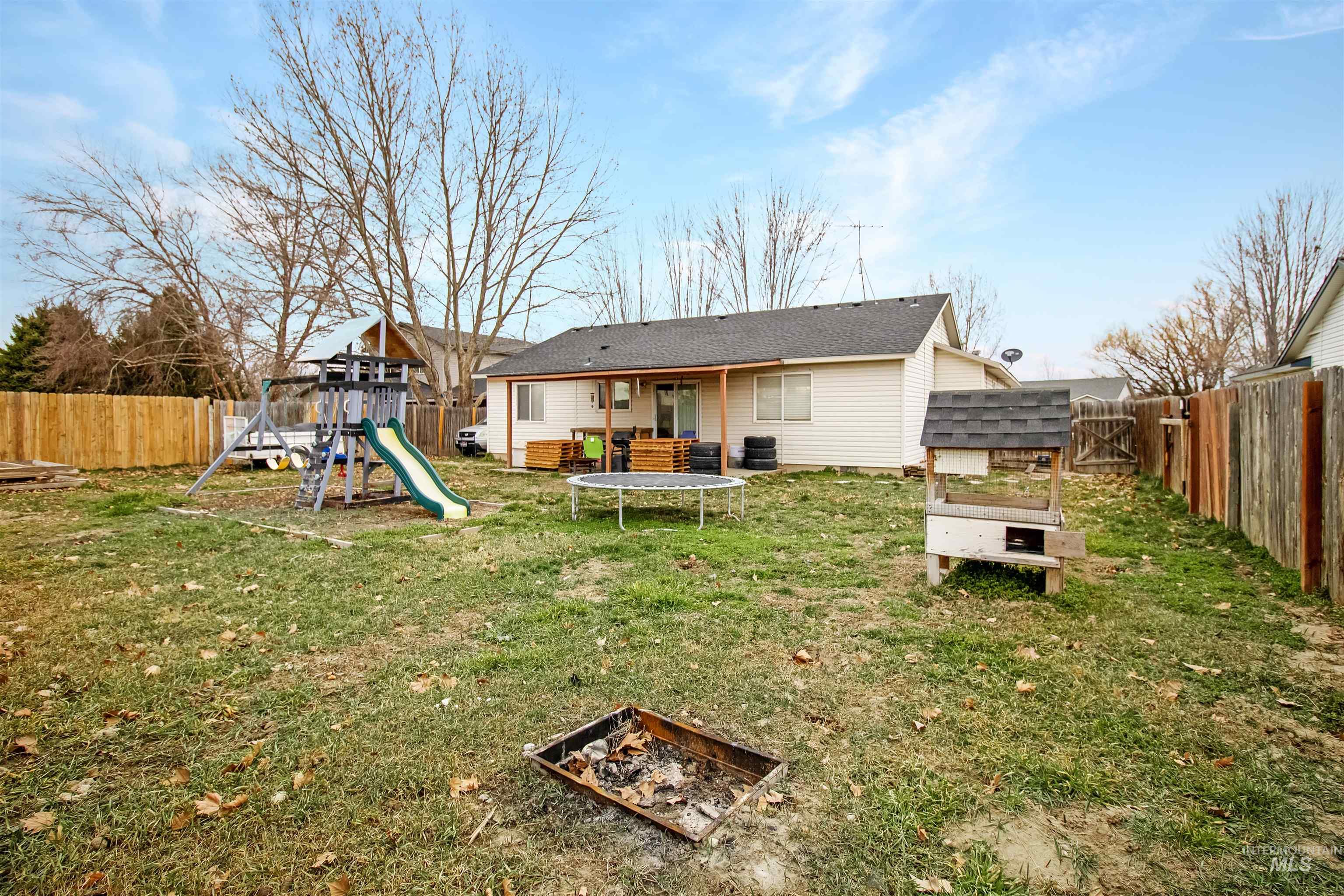 1071 Valley Ct Property Photo 26