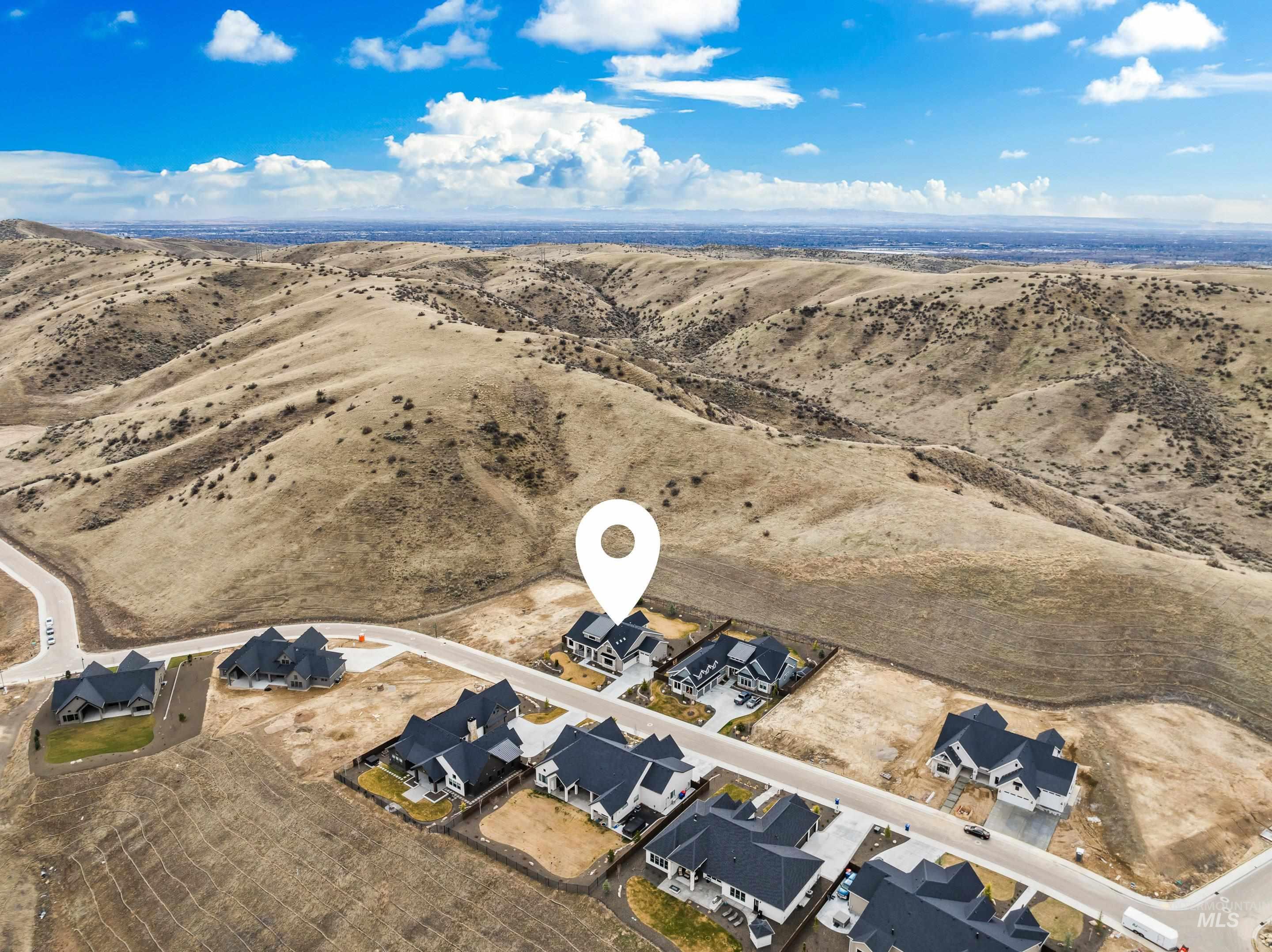 11099 N Elk Ridge Way Property Photo 2