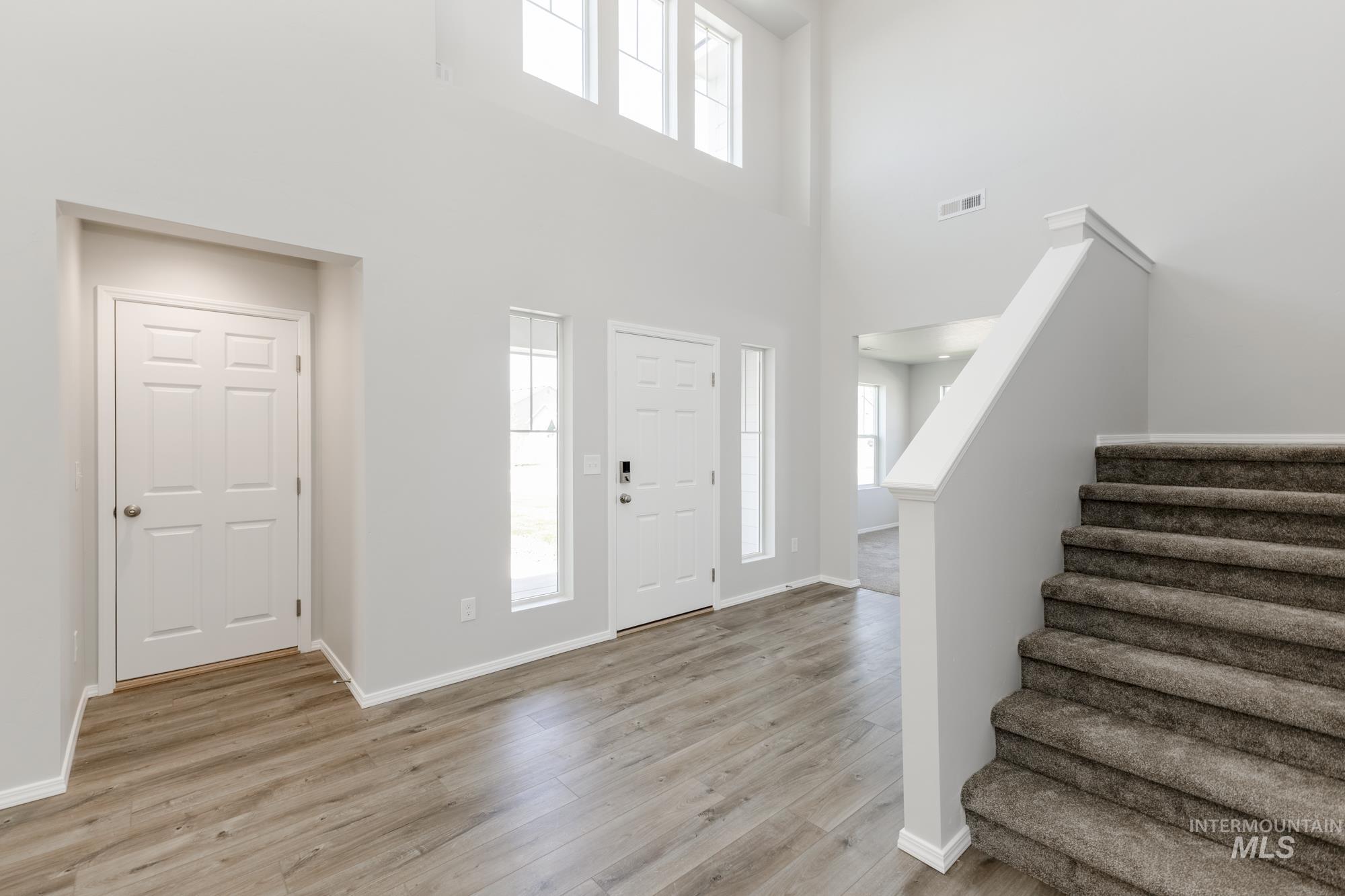 318 Jadeite Ave Property Photo 2