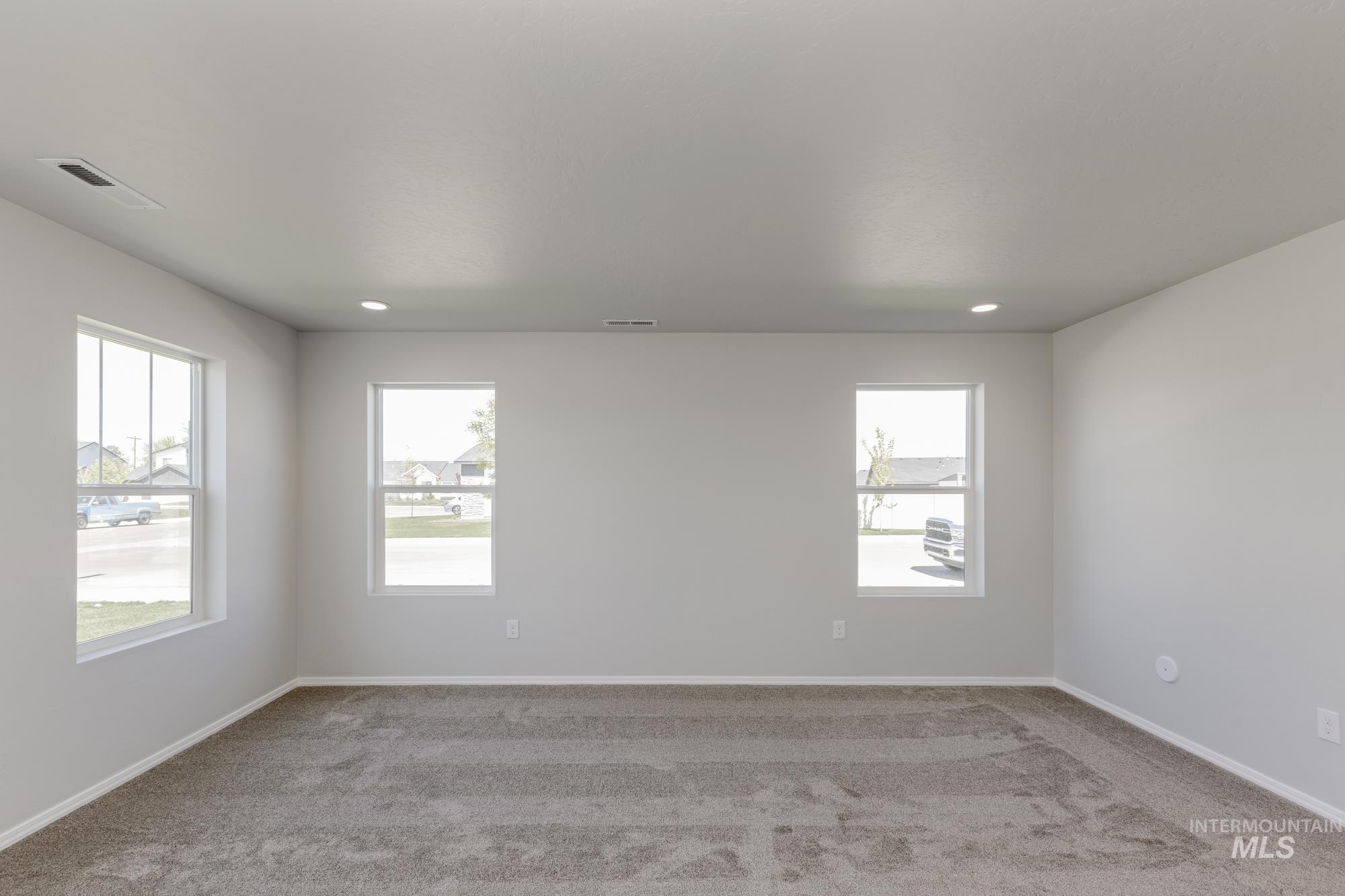 318 Jadeite Ave Property Photo 11