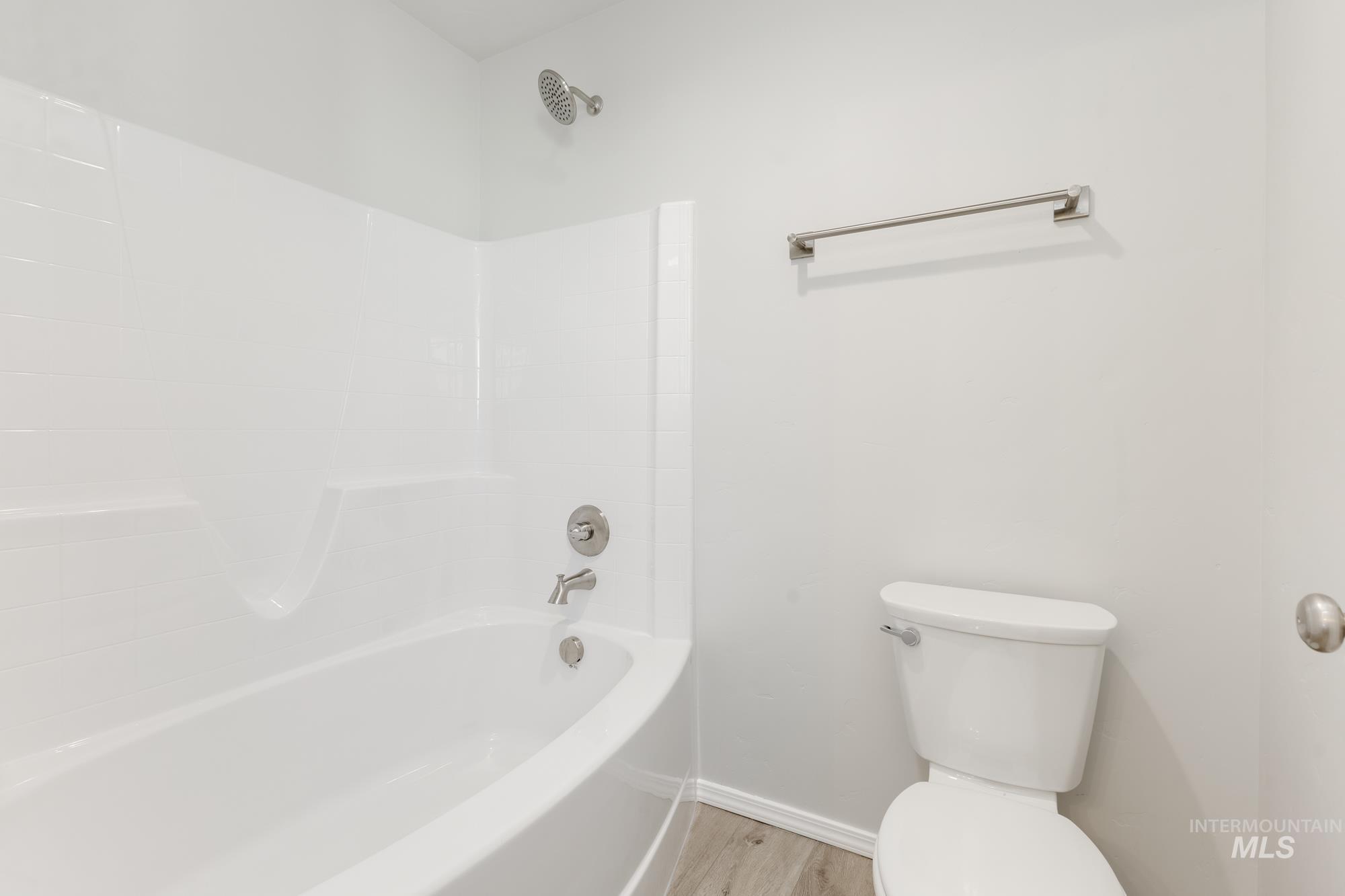 303 Gold Nugget Ave Property Photo 15