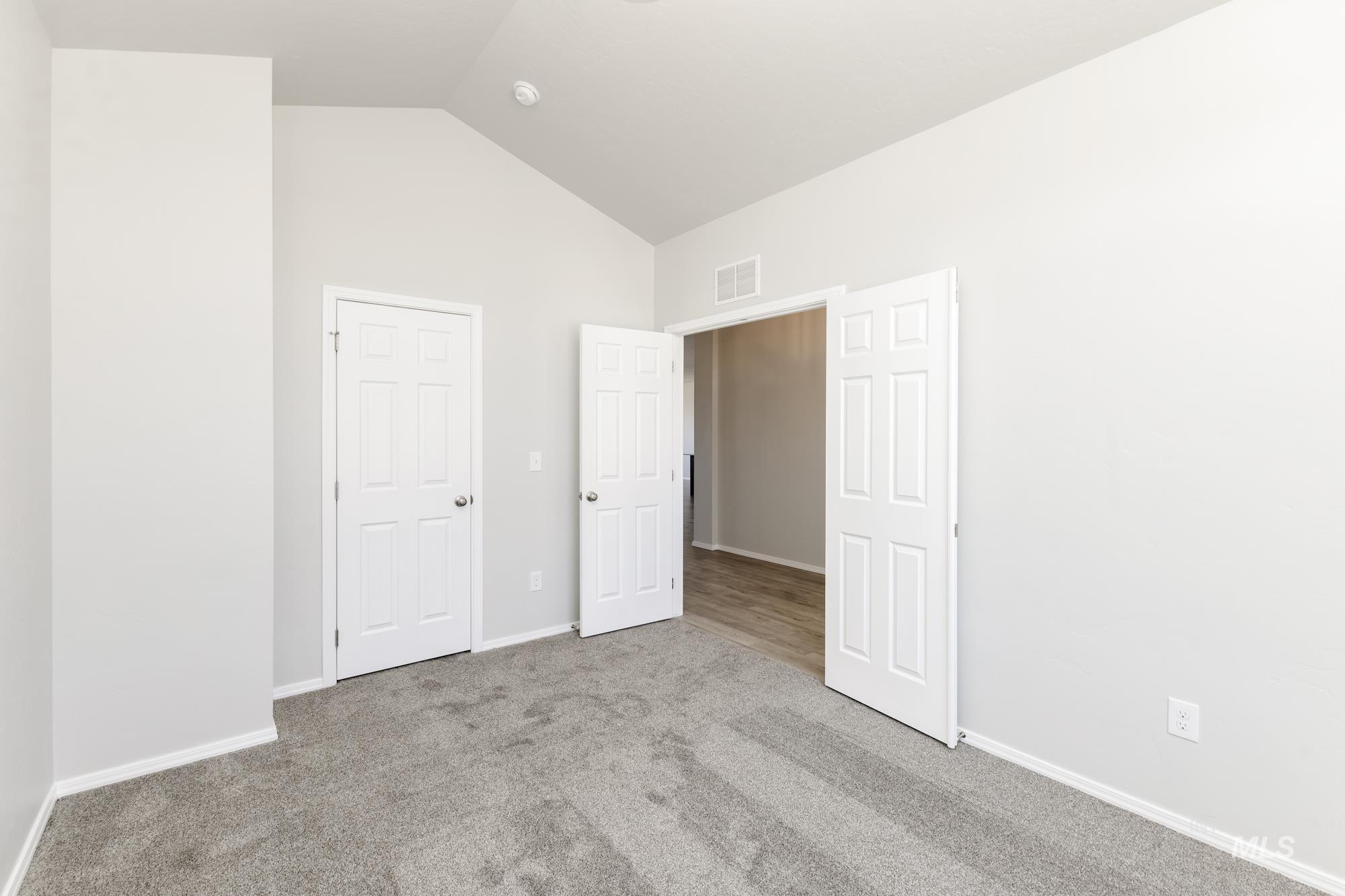 303 Gold Nugget Ave Property Photo 19
