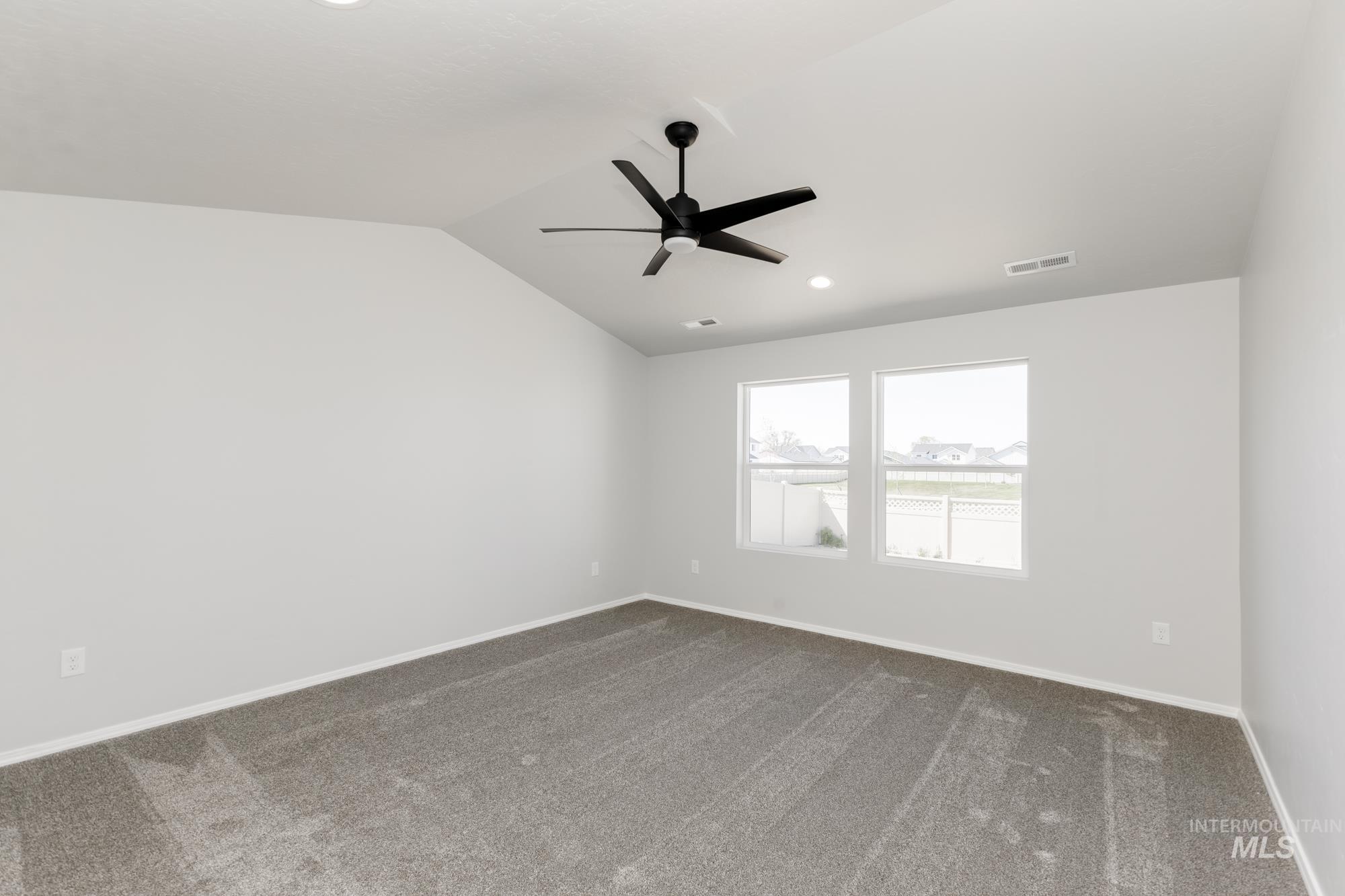 303 Gold Nugget Ave Property Photo 20