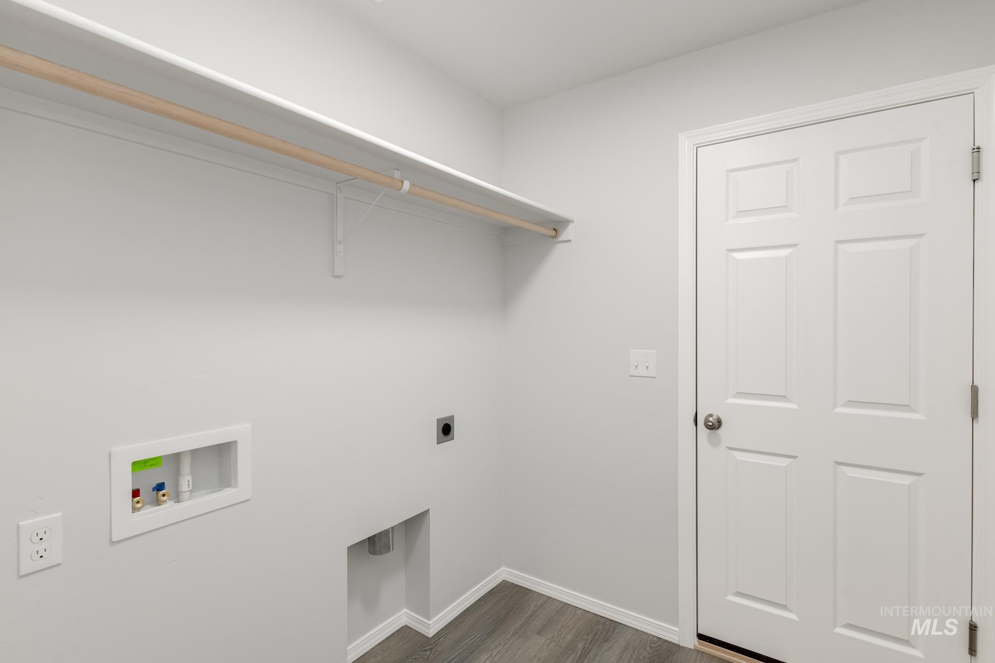 197 N Coltsfoot Ave Property Photo 15