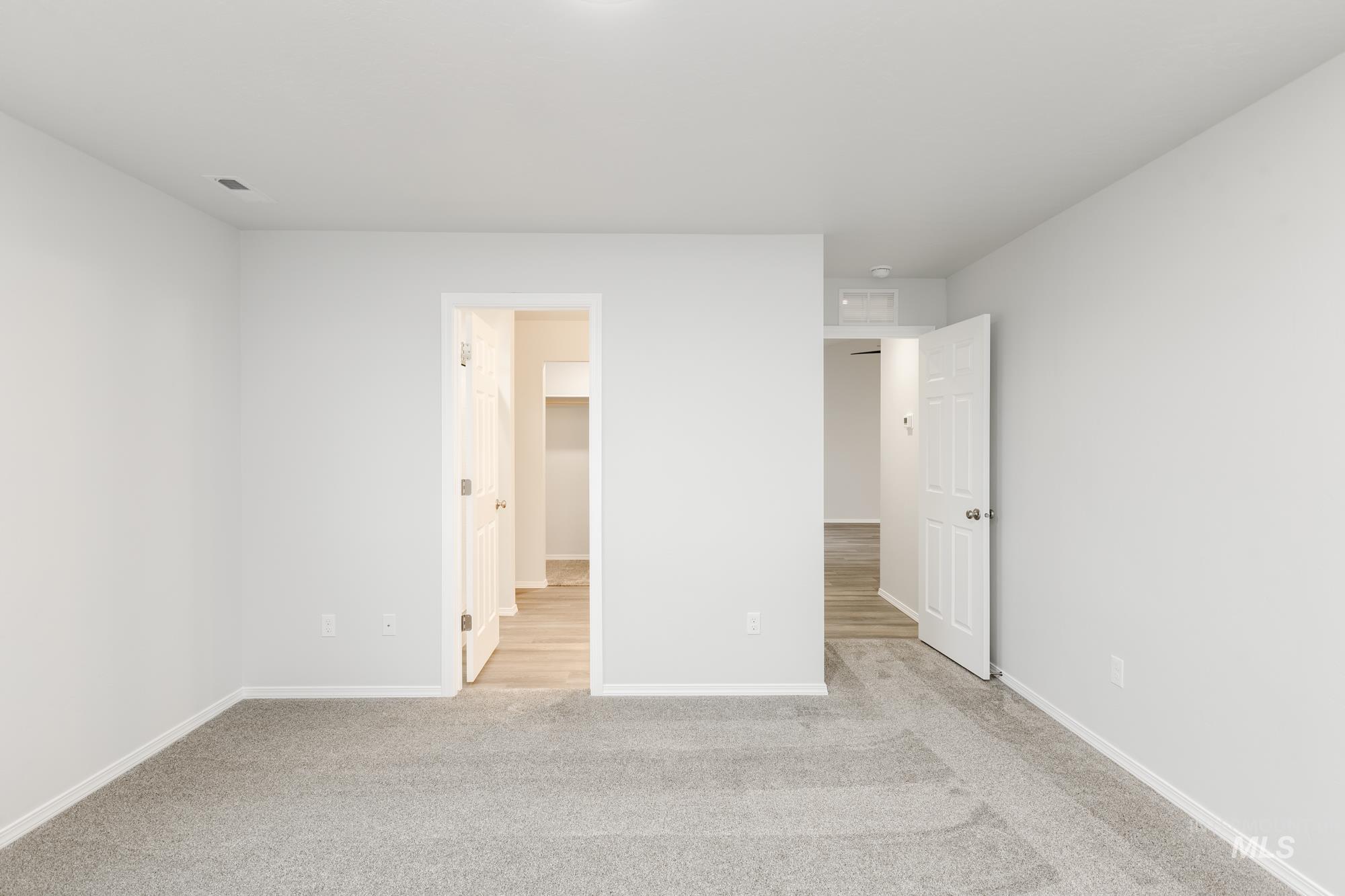 197 N Coltsfoot Ave Property Photo 17