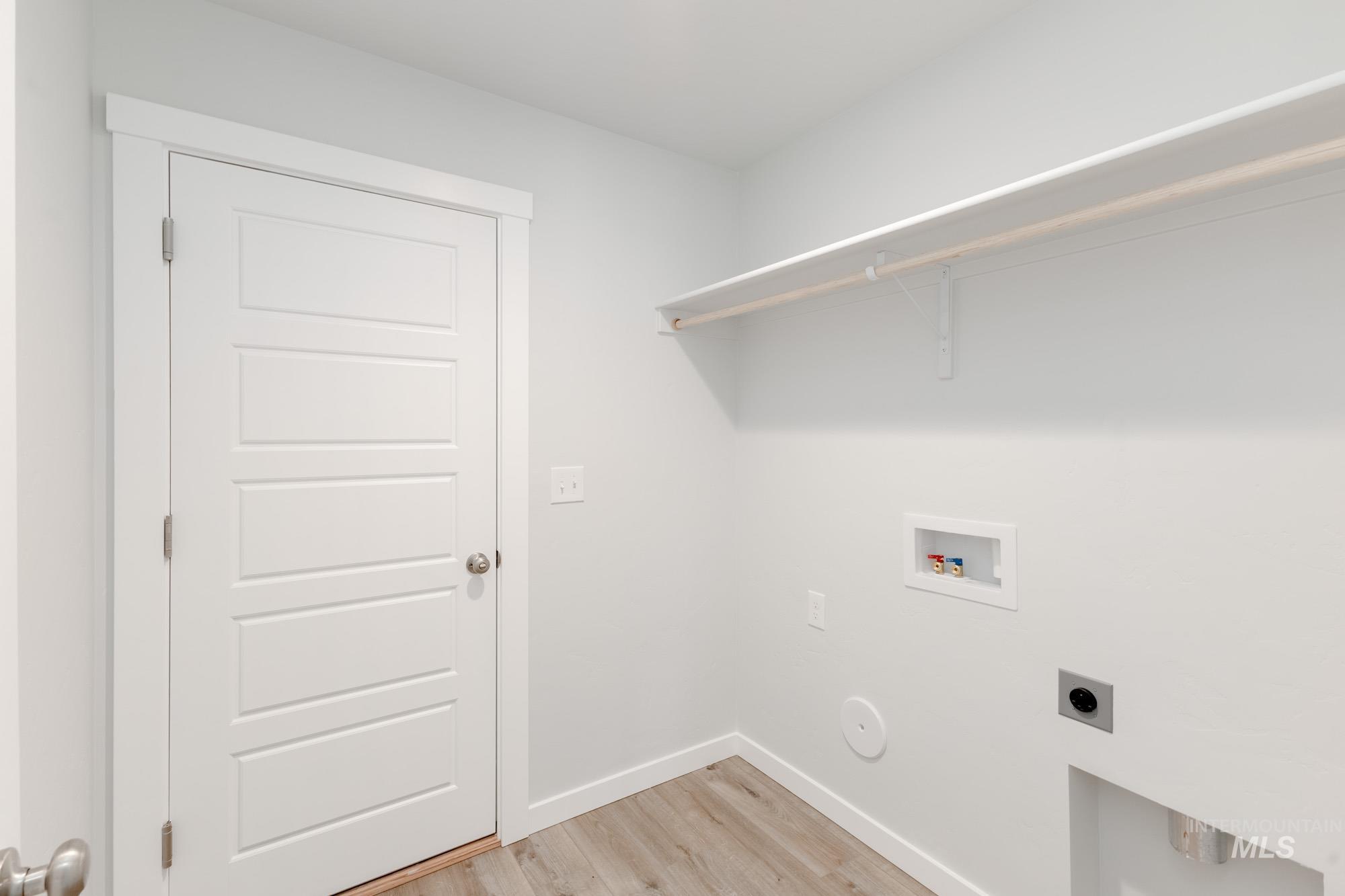 6756 S Lumberton Way Property Photo 15