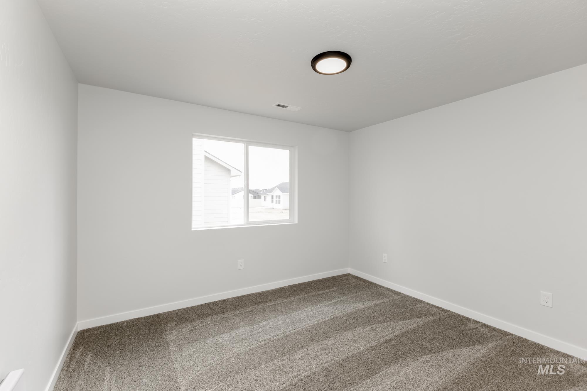 8365 S Sansa Ave Property Photo 9