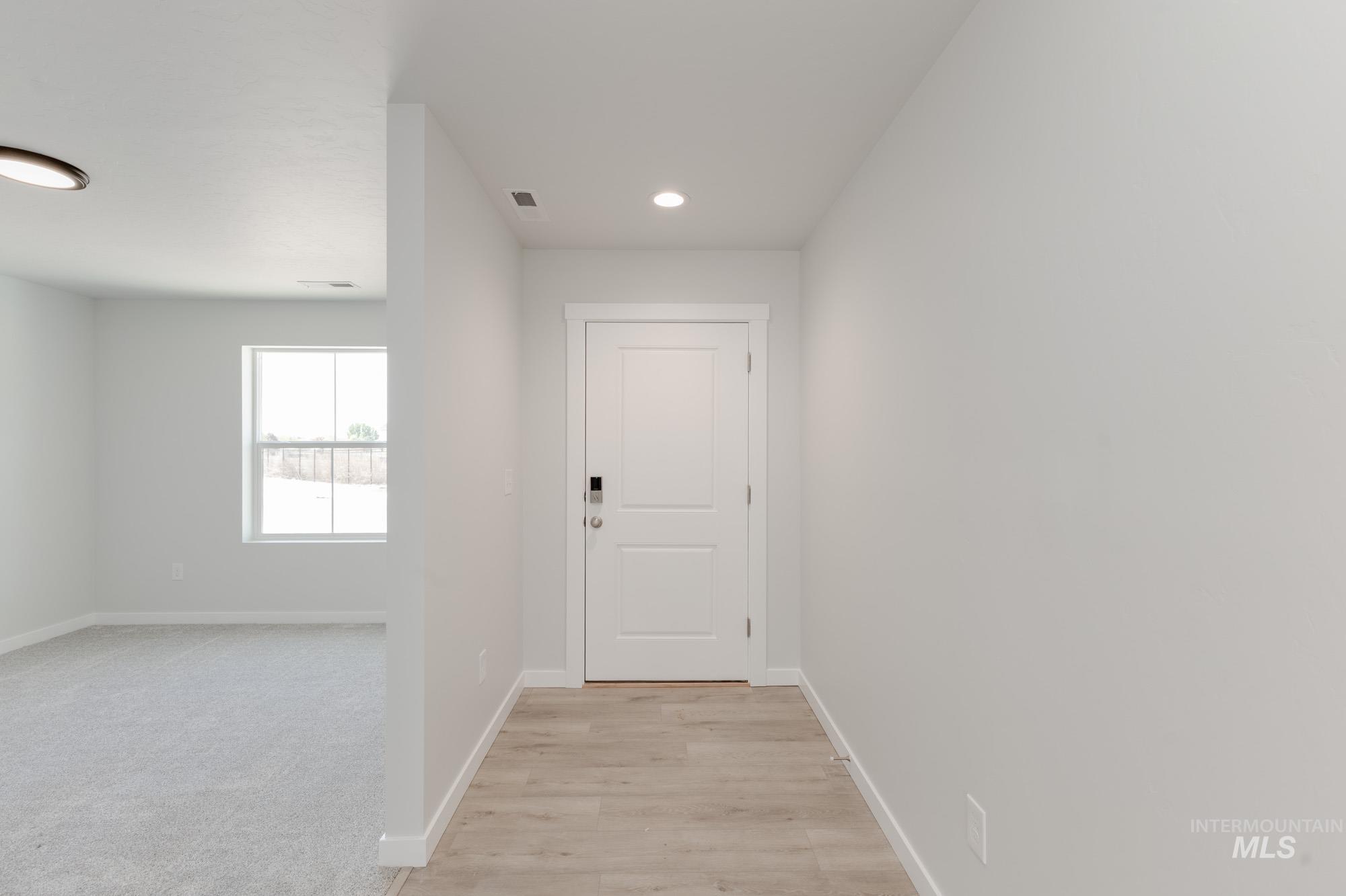 2464 W Minerva St Property Photo 2