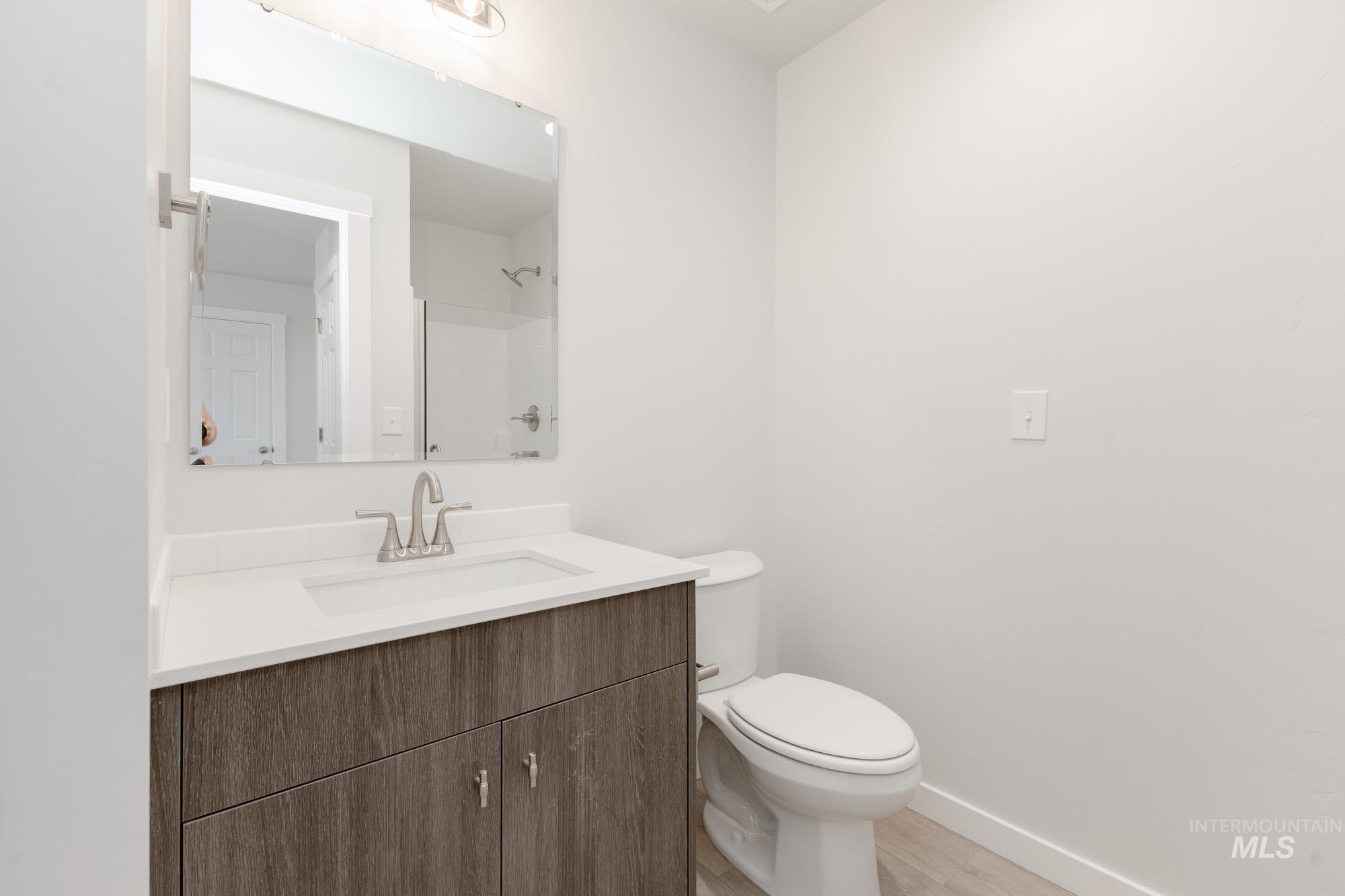 2464 W Minerva St Property Photo 14