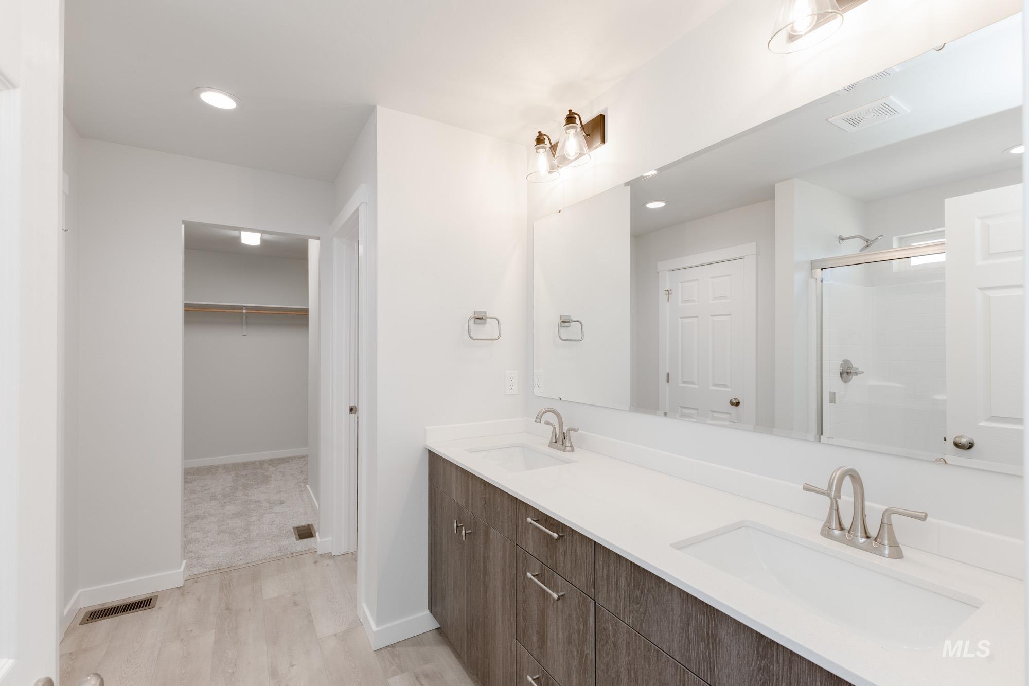 2464 W Minerva St Property Photo 27