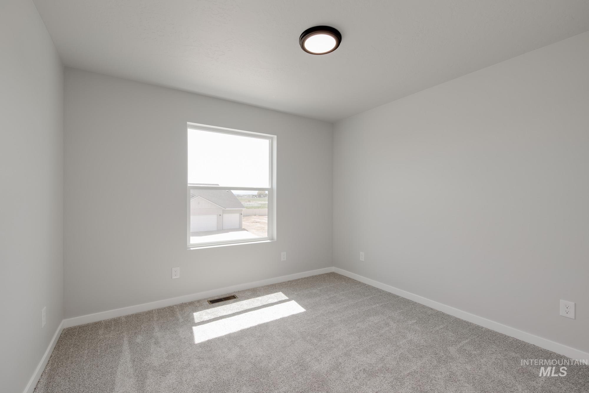 12596 Kinsella St Property Photo 27