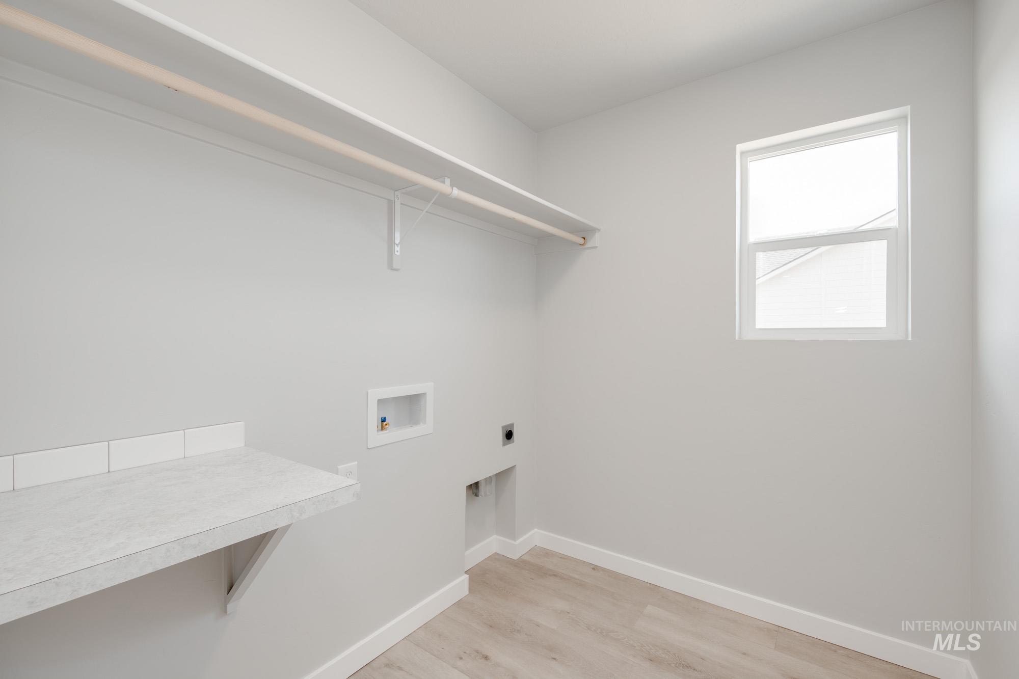 12596 Kinsella St Property Photo 28