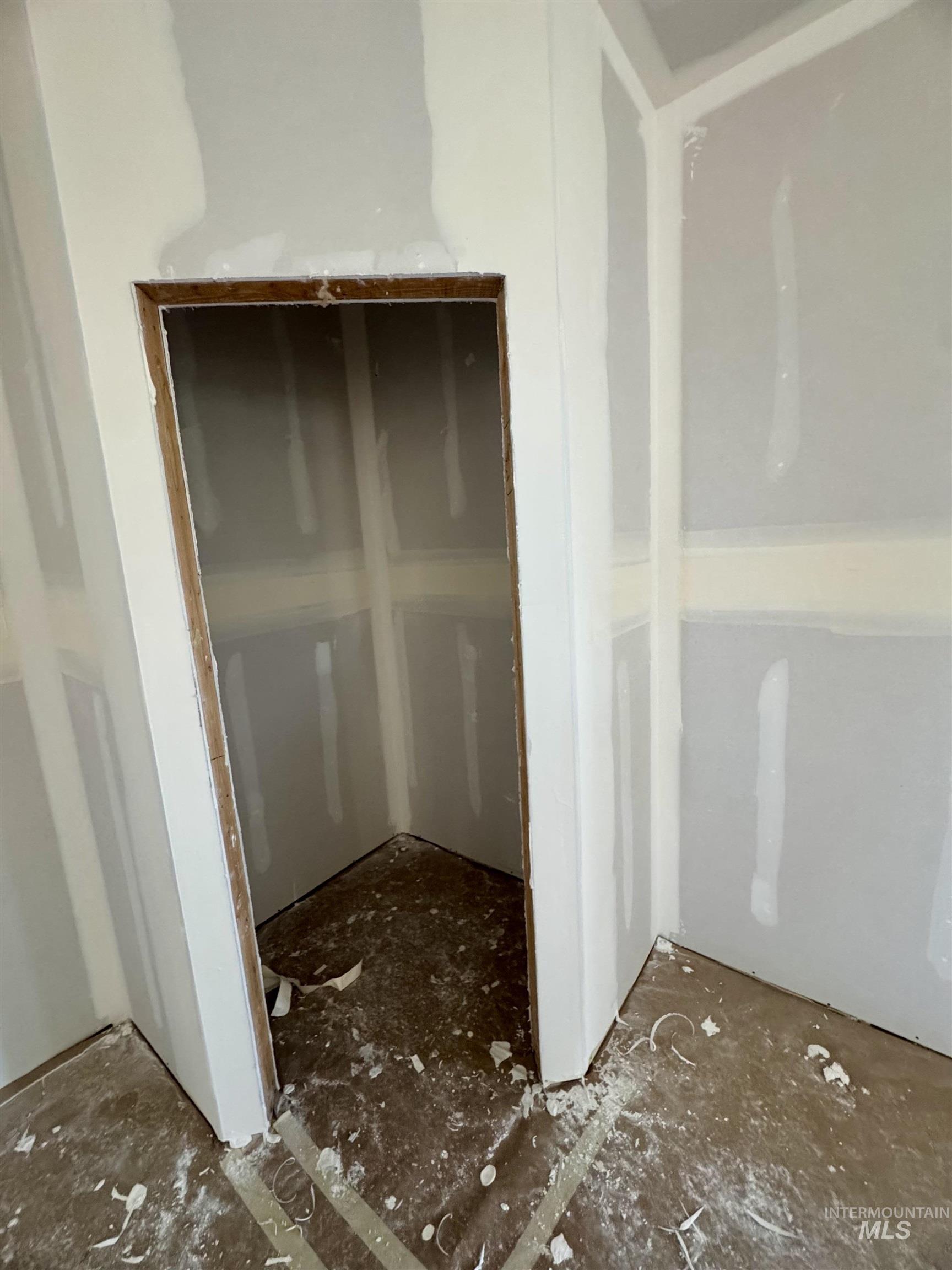 1102 13th Street Property Photo 14