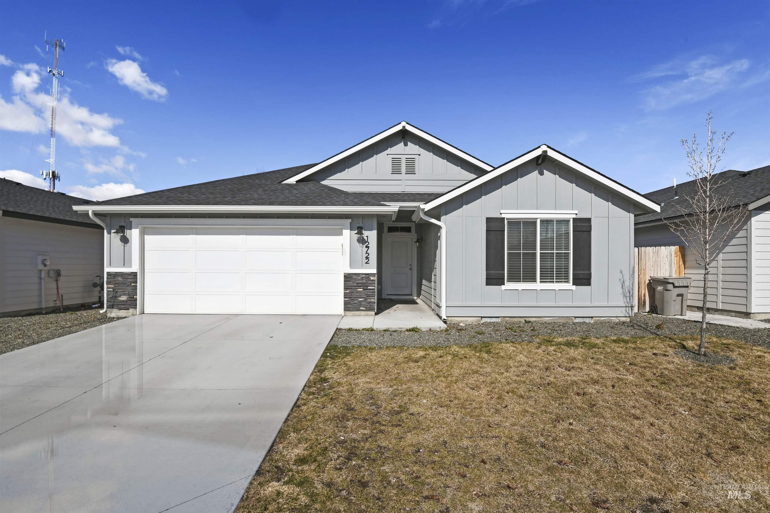 12722 W Fig Ct Property Photo 2