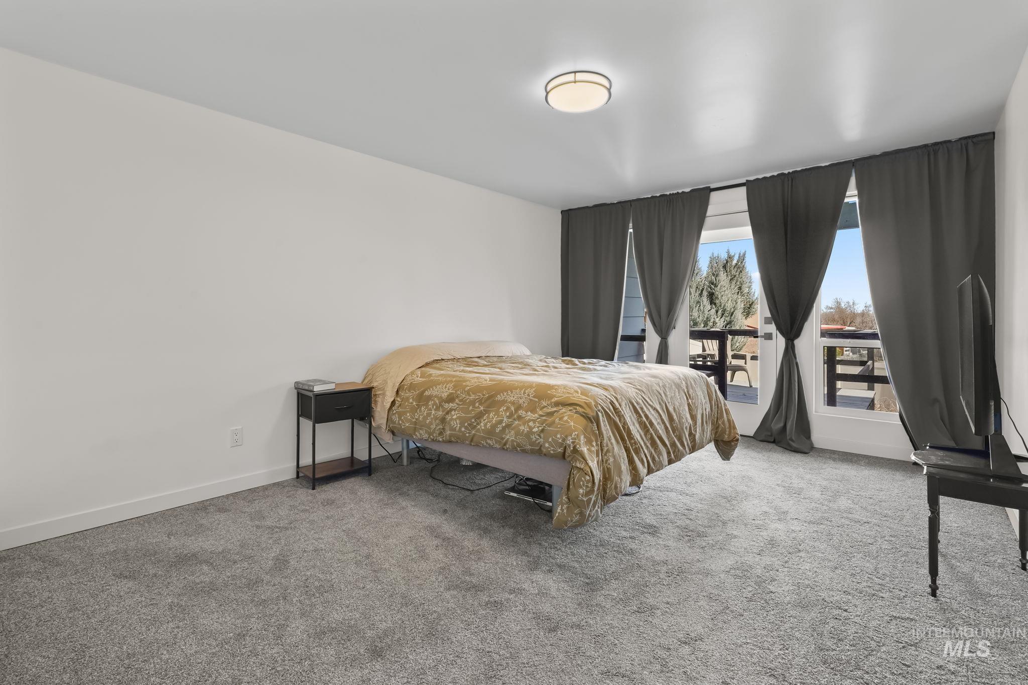 22168 Rio Vista Drive Property Photo 18