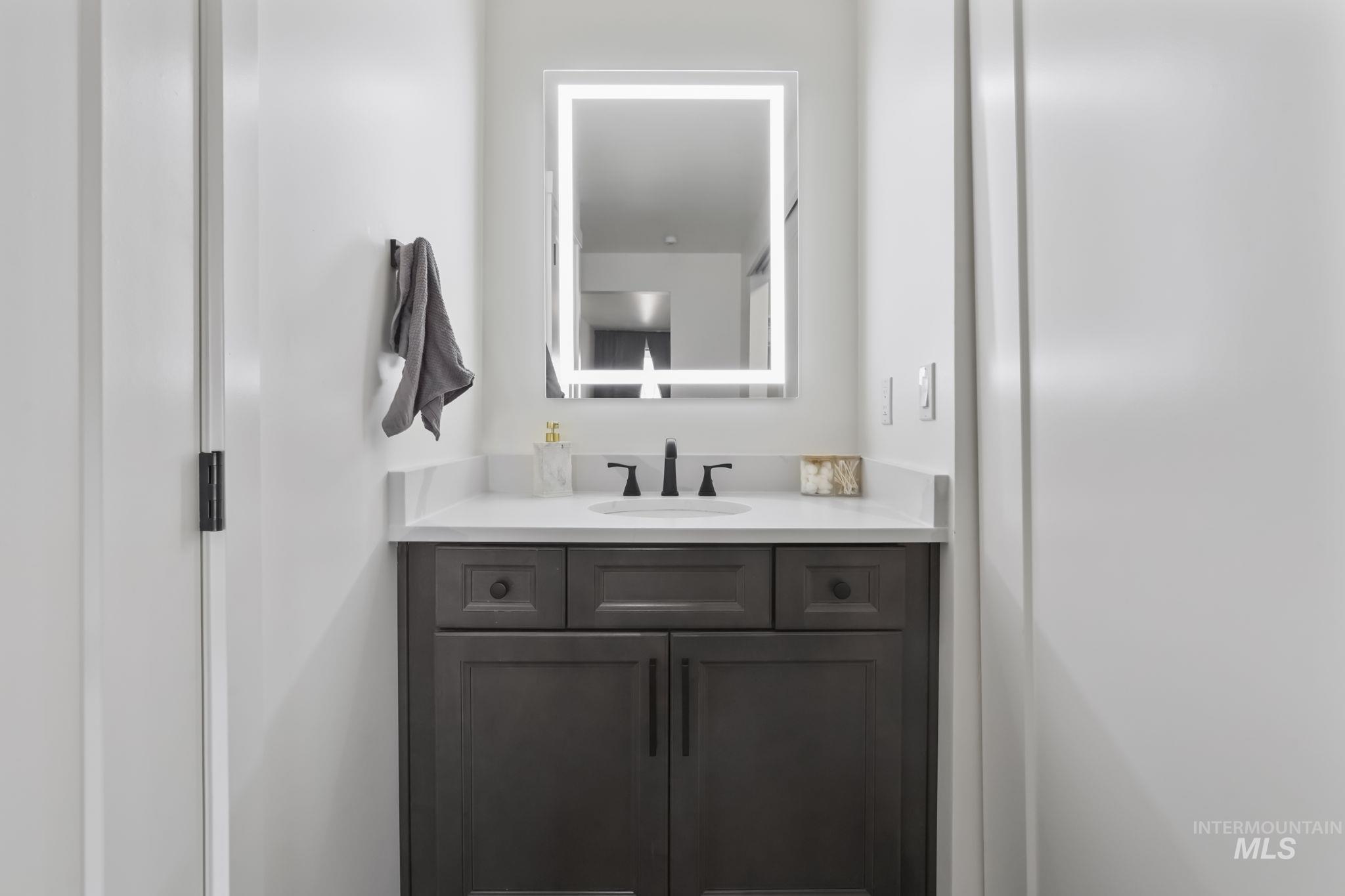 22168 Rio Vista Drive Property Photo 19