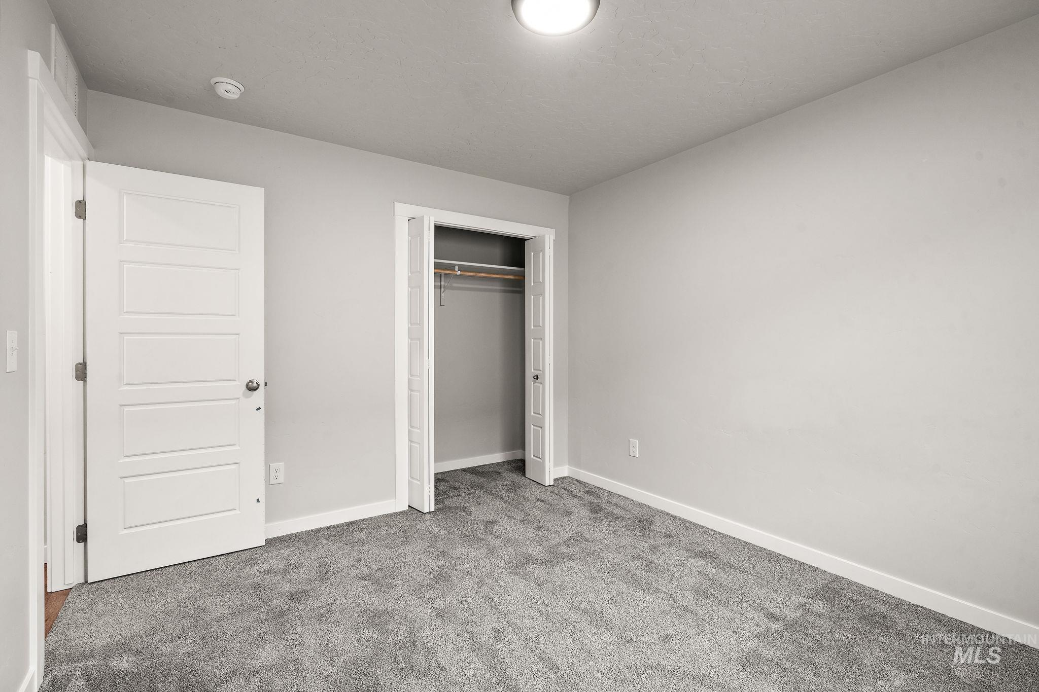 4890 N Elmstone Ave Property Photo 26