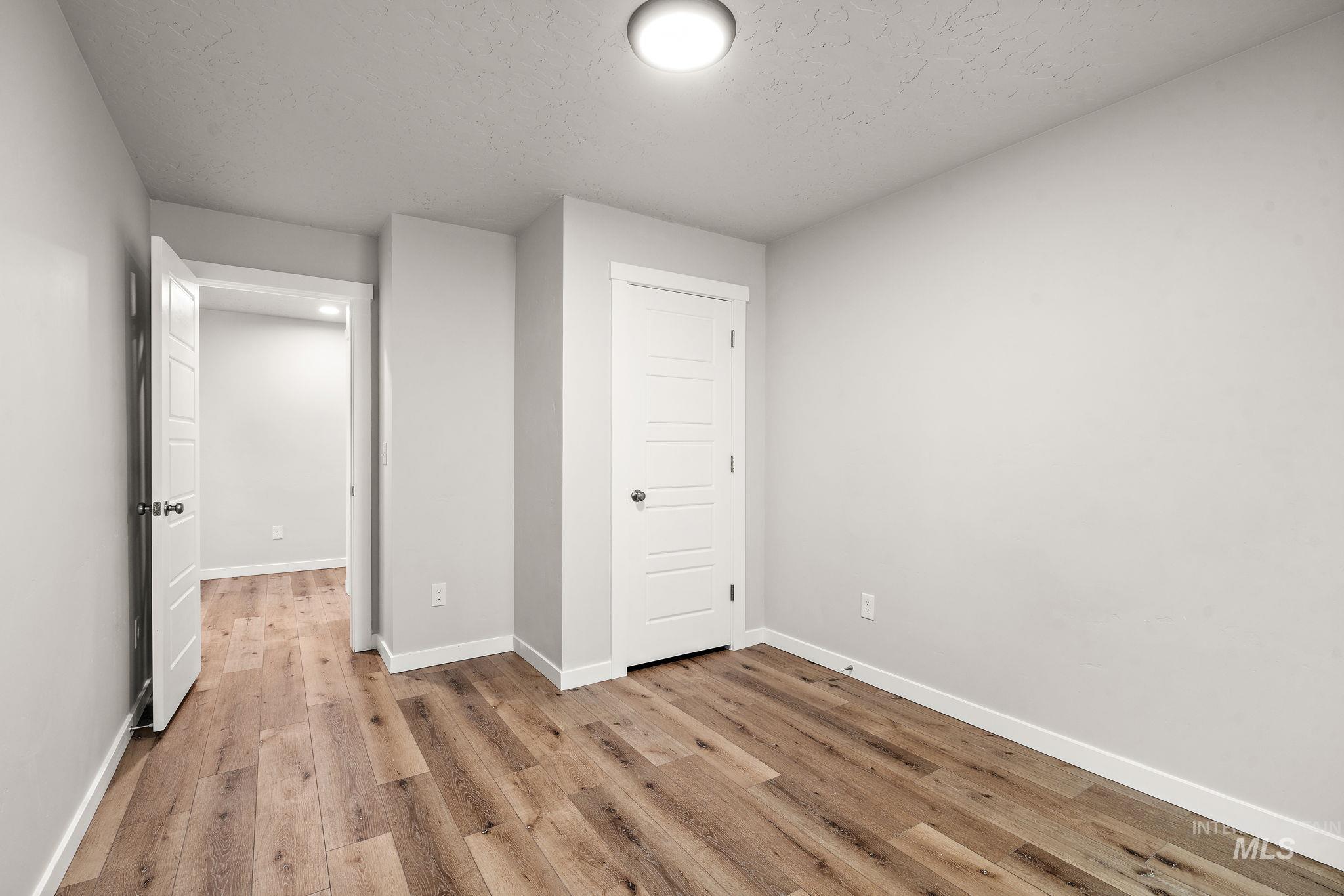 4890 N Elmstone Ave Property Photo 28