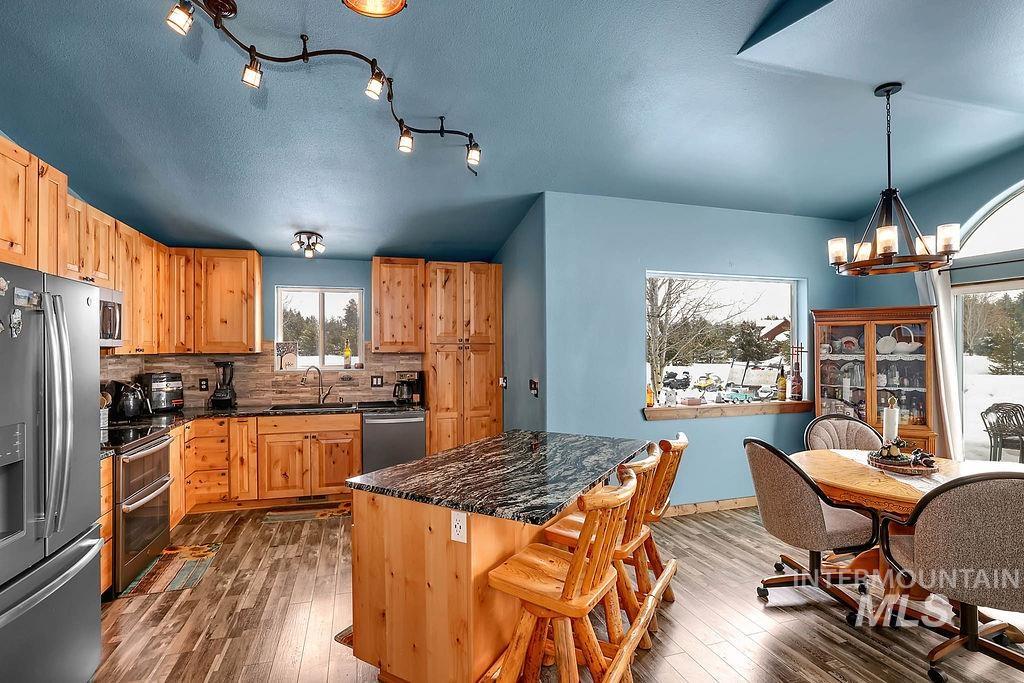 13274 Kokanee Dr. Property Photo 4
