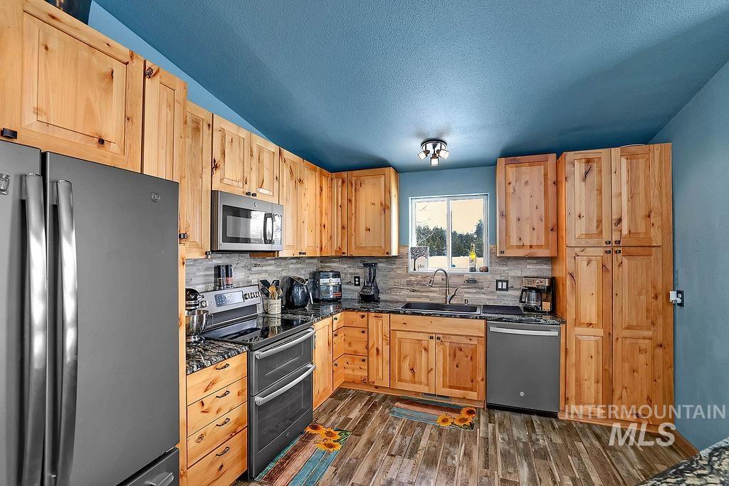 13274 Kokanee Dr. Property Photo 5