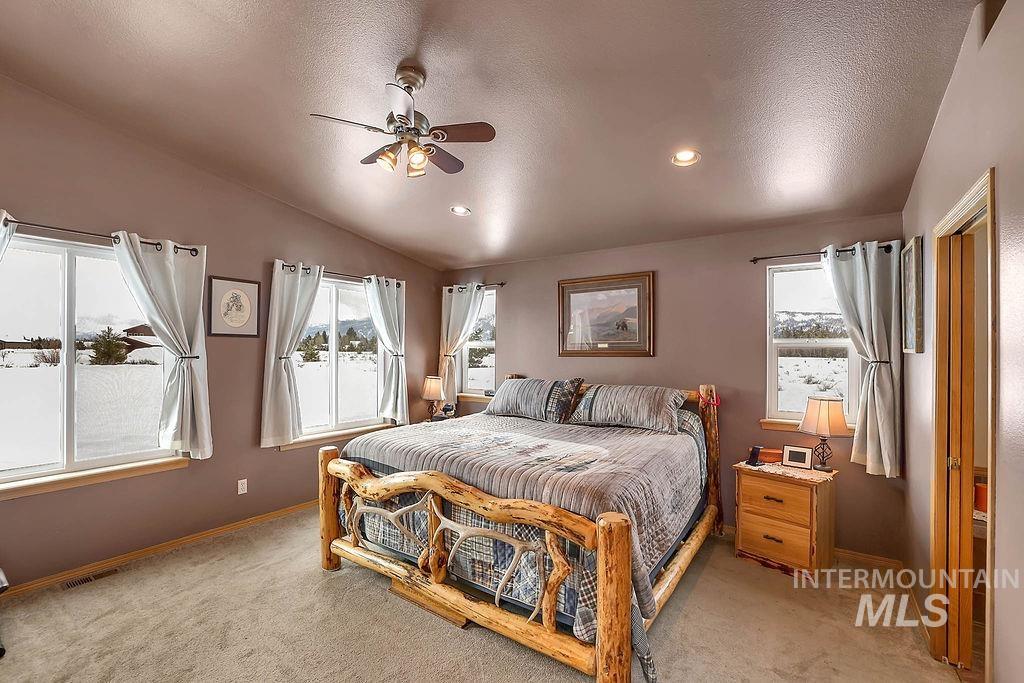 13274 Kokanee Dr. Property Photo 8