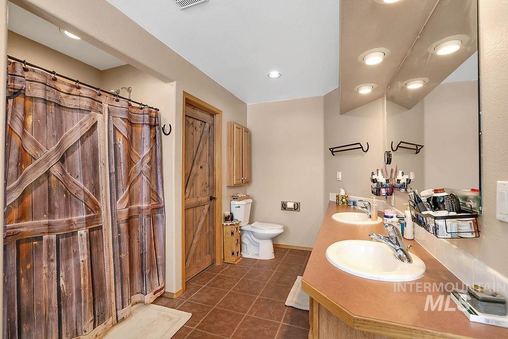 13274 Kokanee Dr. Property Photo 9