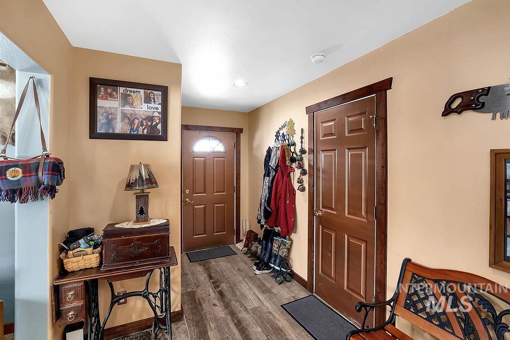 13274 Kokanee Dr. Property Photo 10
