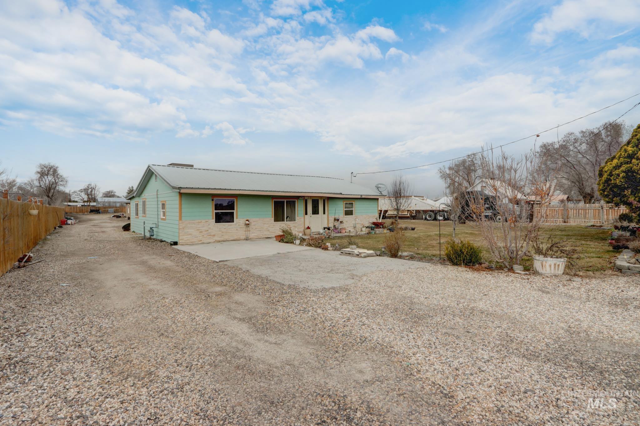 801 Thrifty Way Property Photo 3