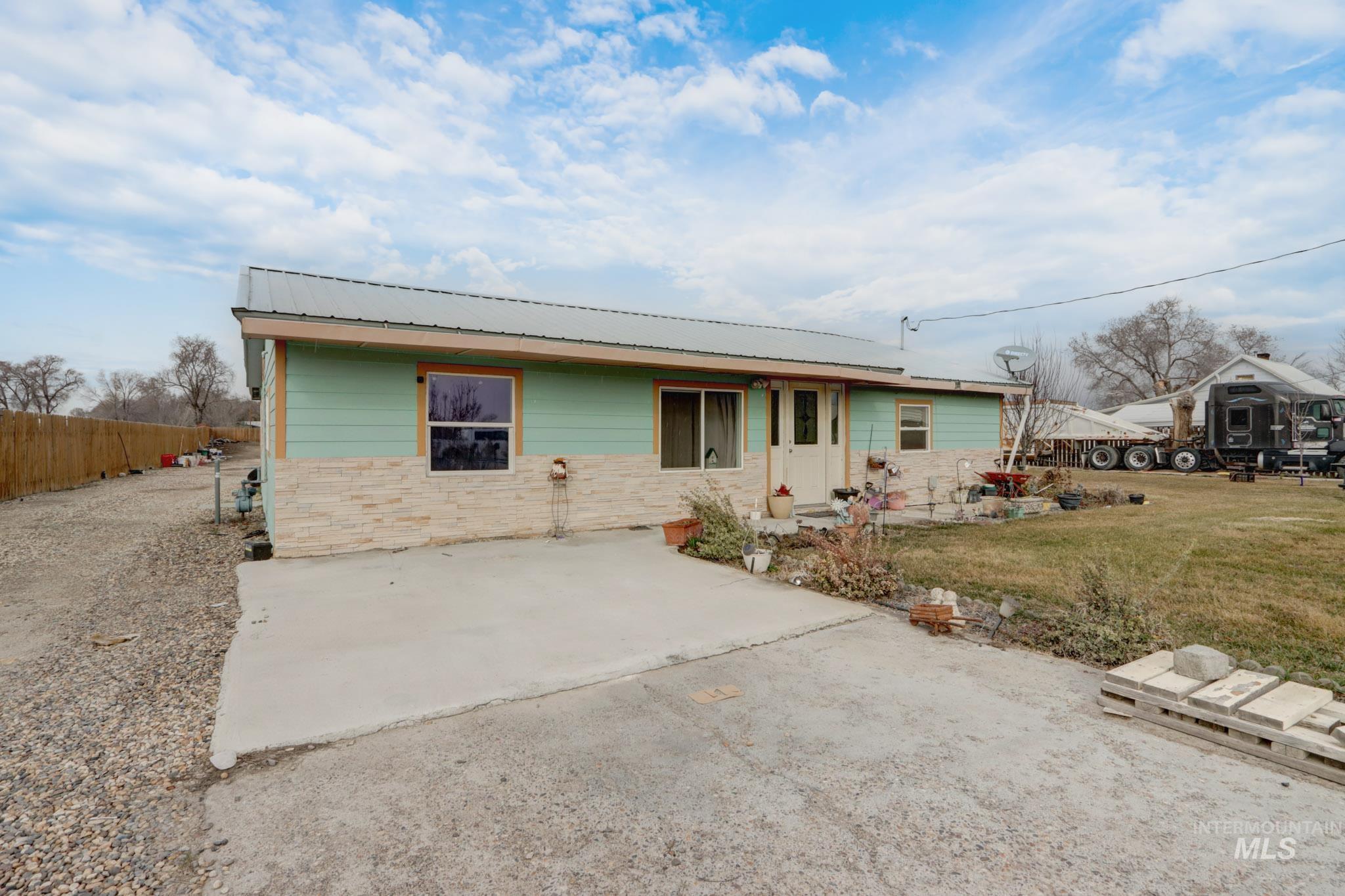 801 Thrifty Way Property Photo 28