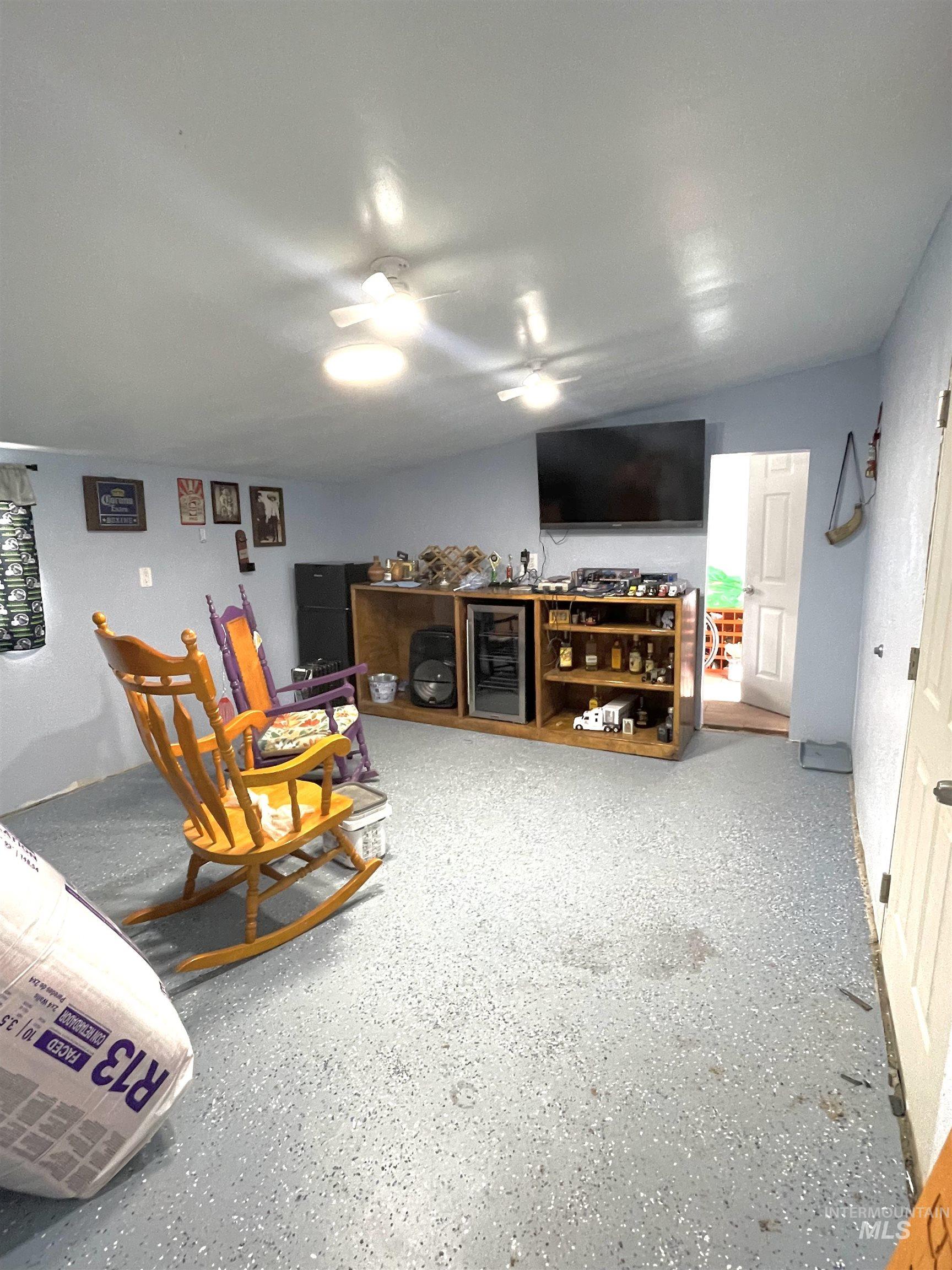 801 Thrifty Way Property Photo 37