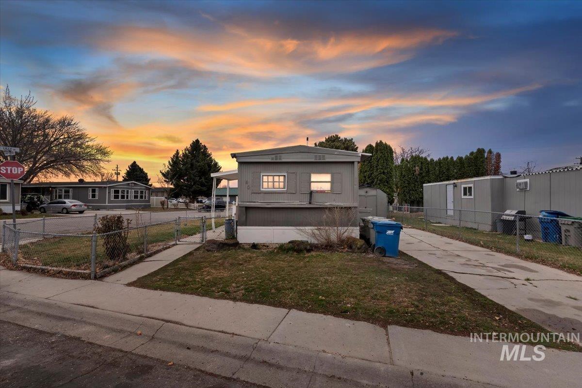 401 Driftwood Property Photo