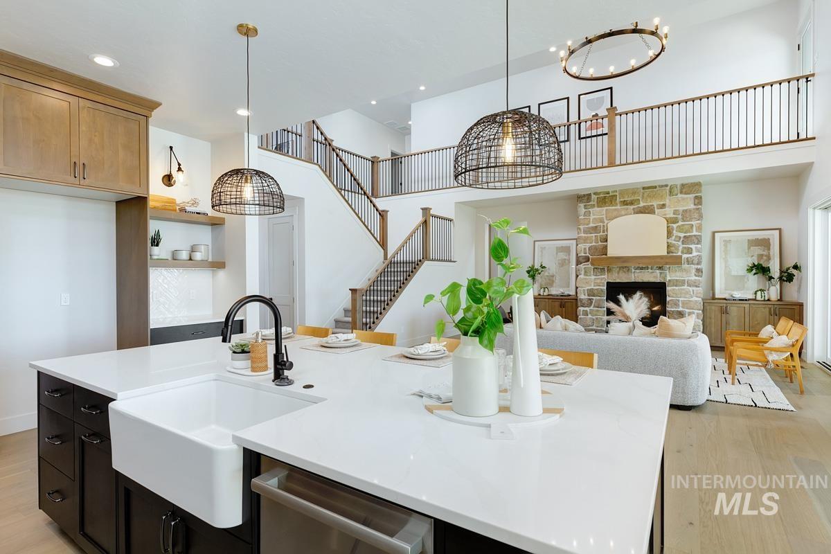 6889 Saddle Bred Way Property Photo 14