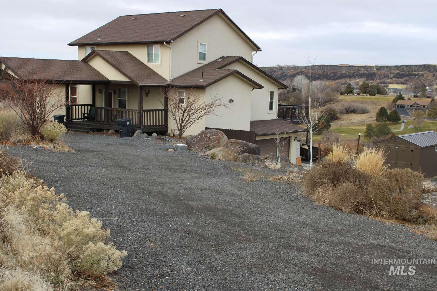 1422 River View Ln Property Photo