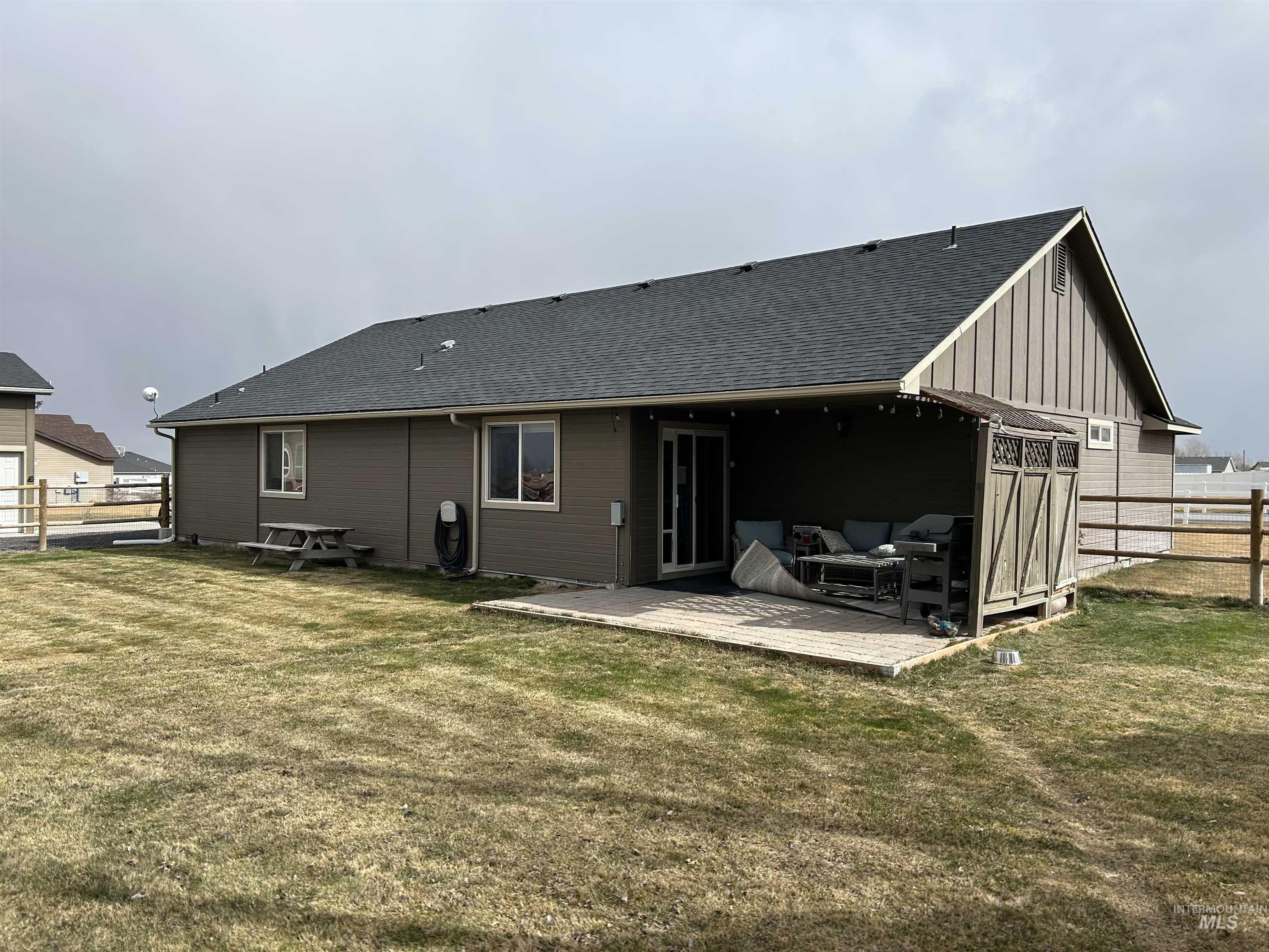 3815 N 2456 East Property Photo 21