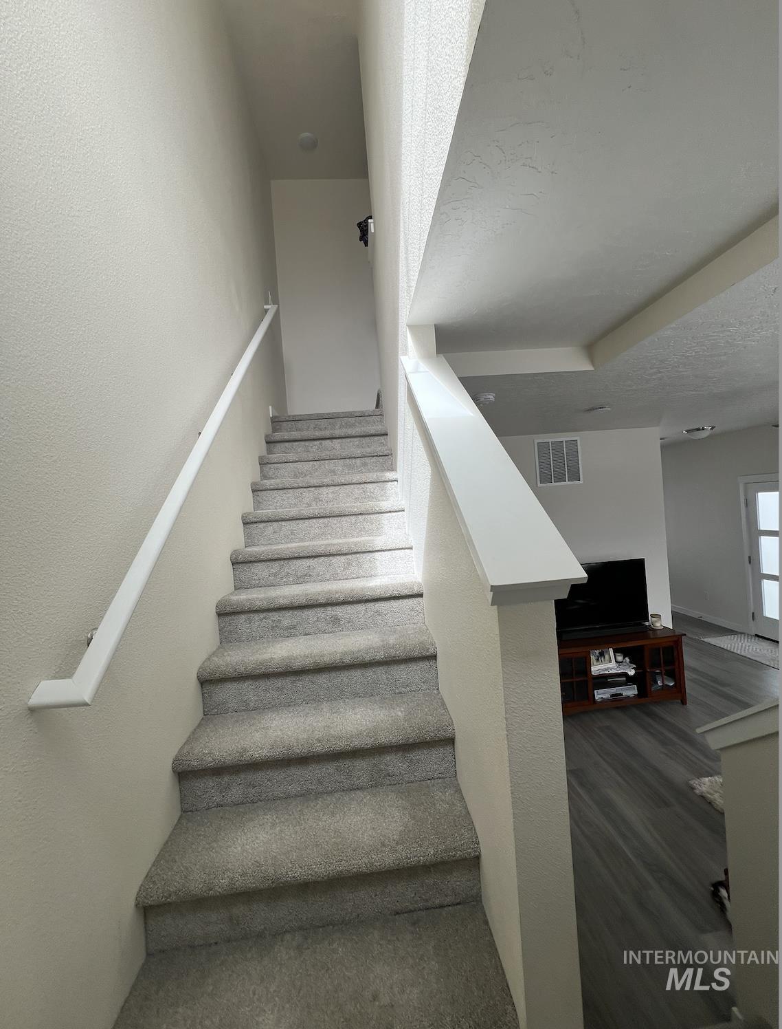 5849 S Carlburg Ln Property Photo 16