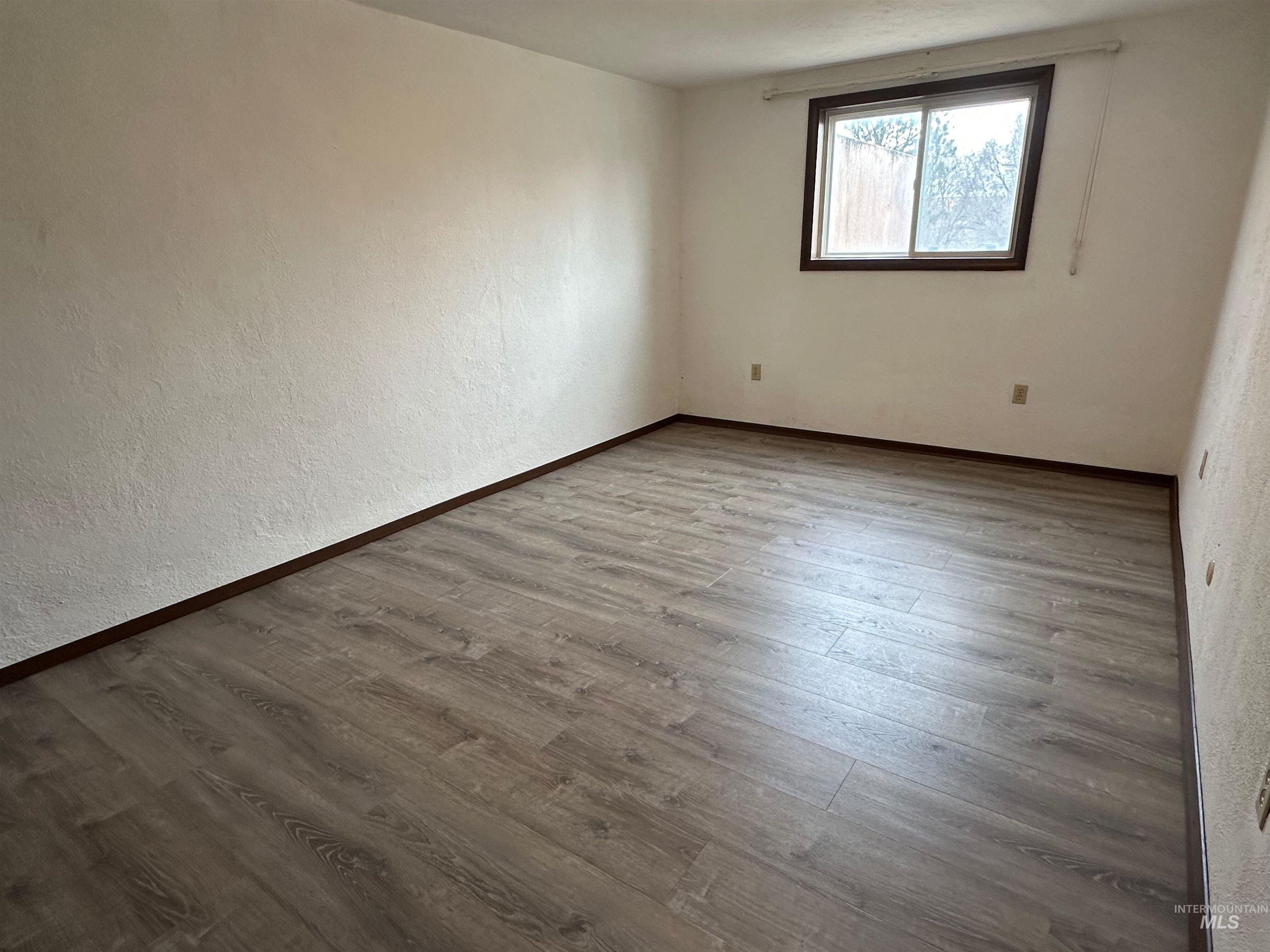 2891 E Murphy Springs Rd Property Photo 18