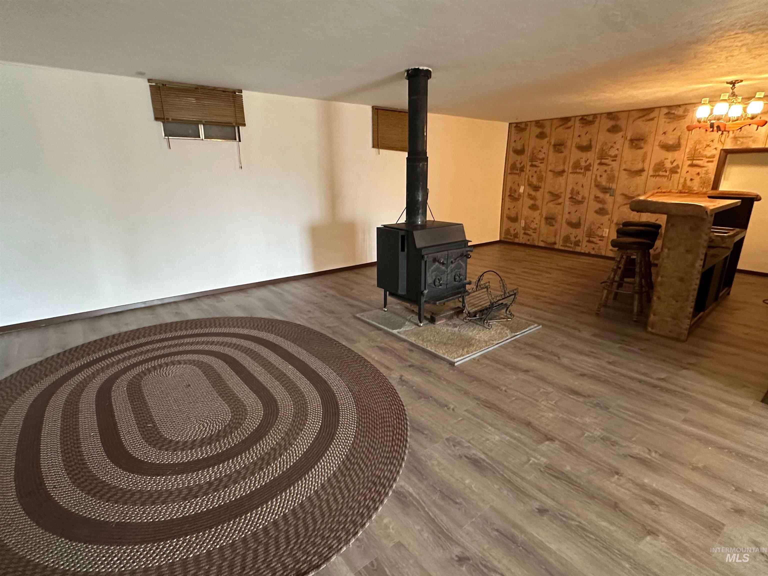 2891 E Murphy Springs Rd Property Photo 23