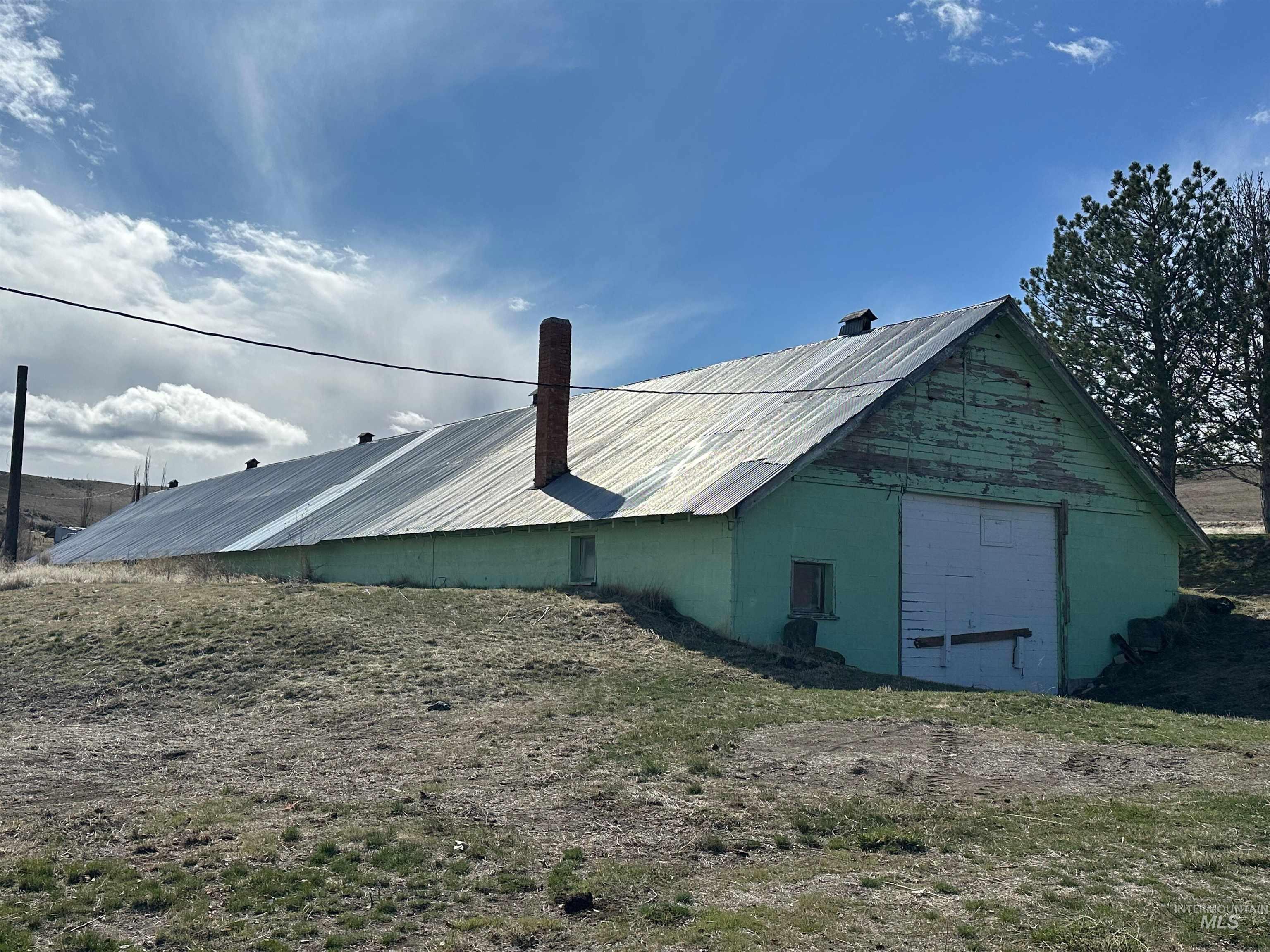 2891 E Murphy Springs Rd Property Photo 27