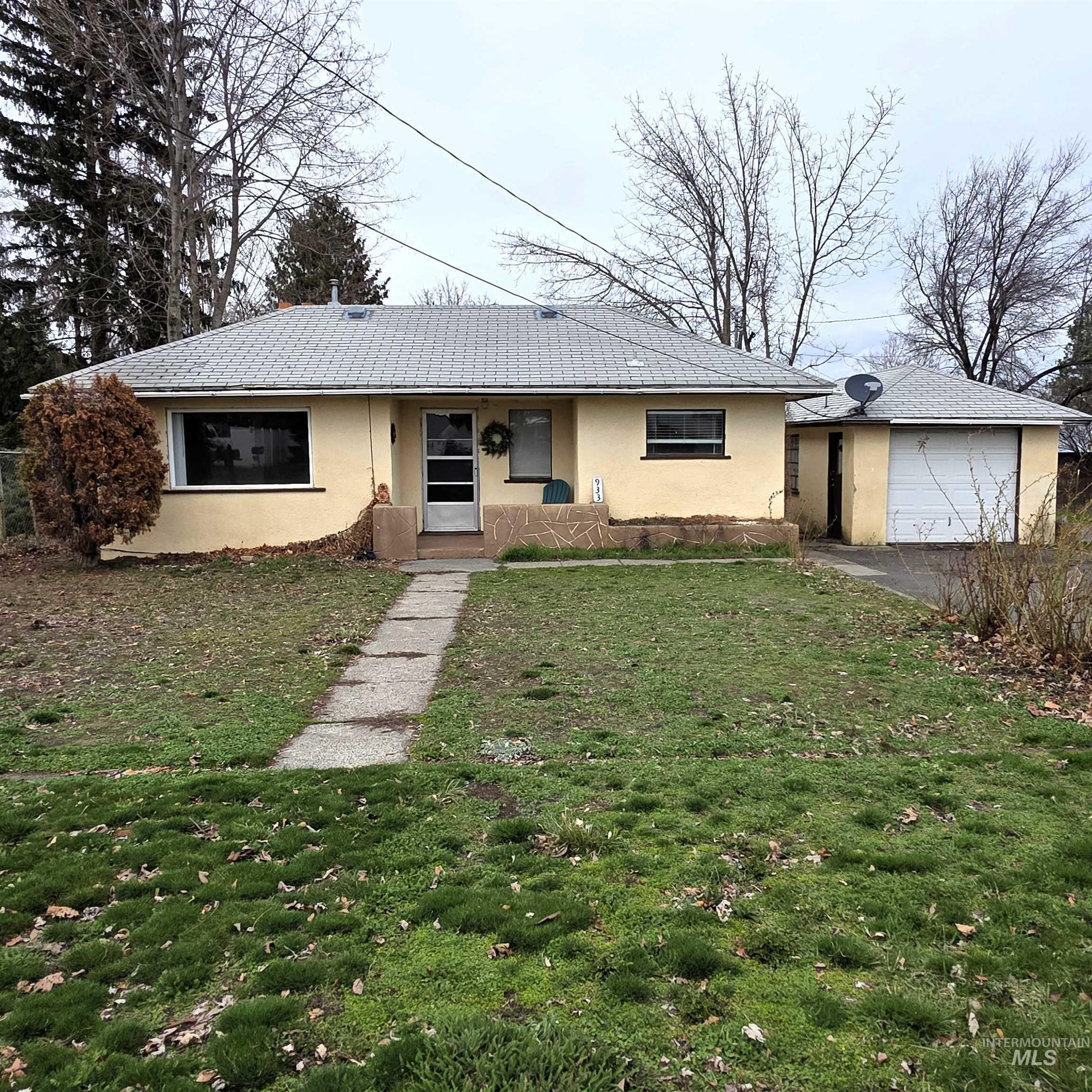 933&935.5 Preston Ave Property Photo